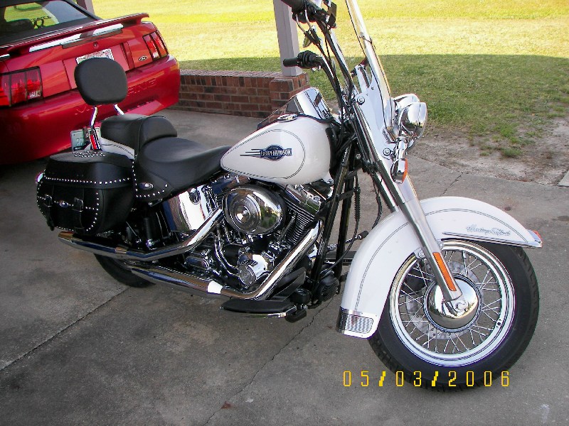 glacier white pearl harley