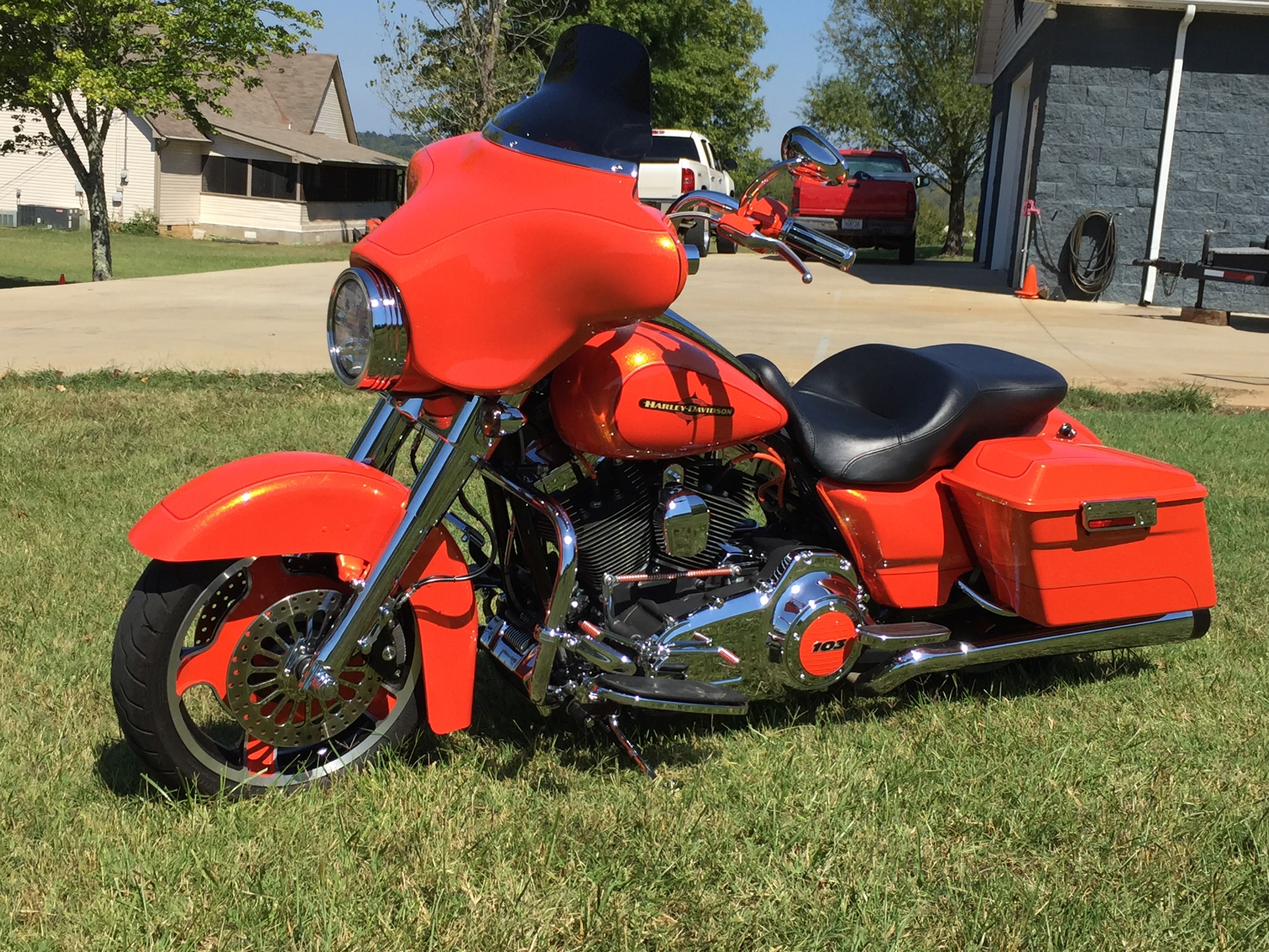 2012 HarleyDavidson® FLHX Street Glide® (Tequila sunrise ), Columbia