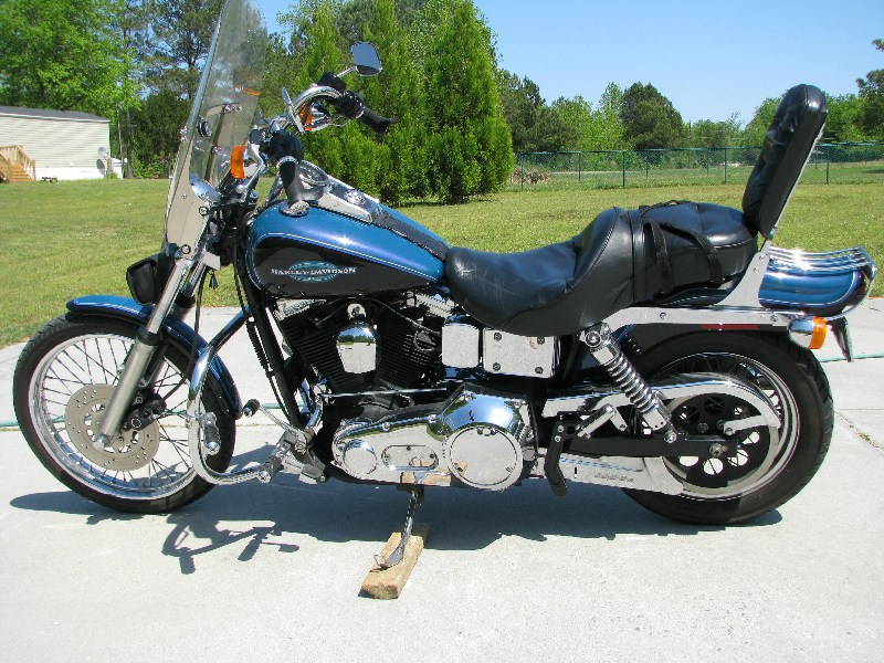 1996 HarleyDavidson® FXDWG Dyna® Wide Glide® (Black & Green), Benson