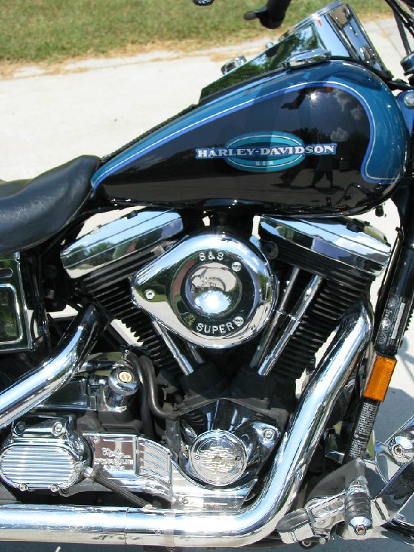 1996 HarleyDavidson® FXDWG Dyna® Wide Glide® (Black & Green), Benson