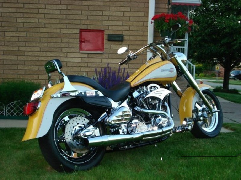 1995 Harley-Davidson® FLSTF Fat Boy® (Yellow and Creme), Parma, Ohio