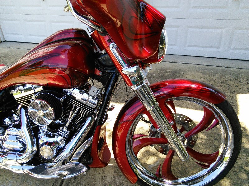 2011 HarleyDavidson® FLHX Street Glide® (House Of Kolor Candy Apple