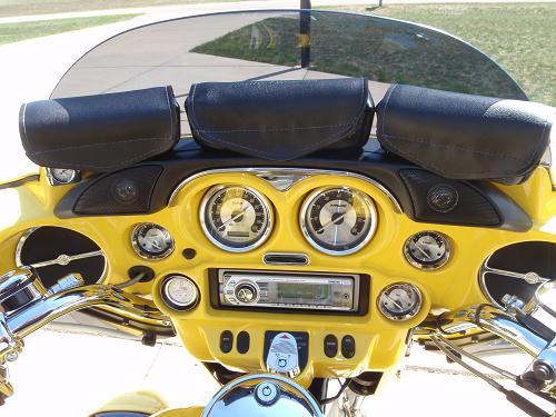 2005 Harley-Davidson® FLHTCSE2 Screamin' Eagle® Electra Glide® (Sunrise