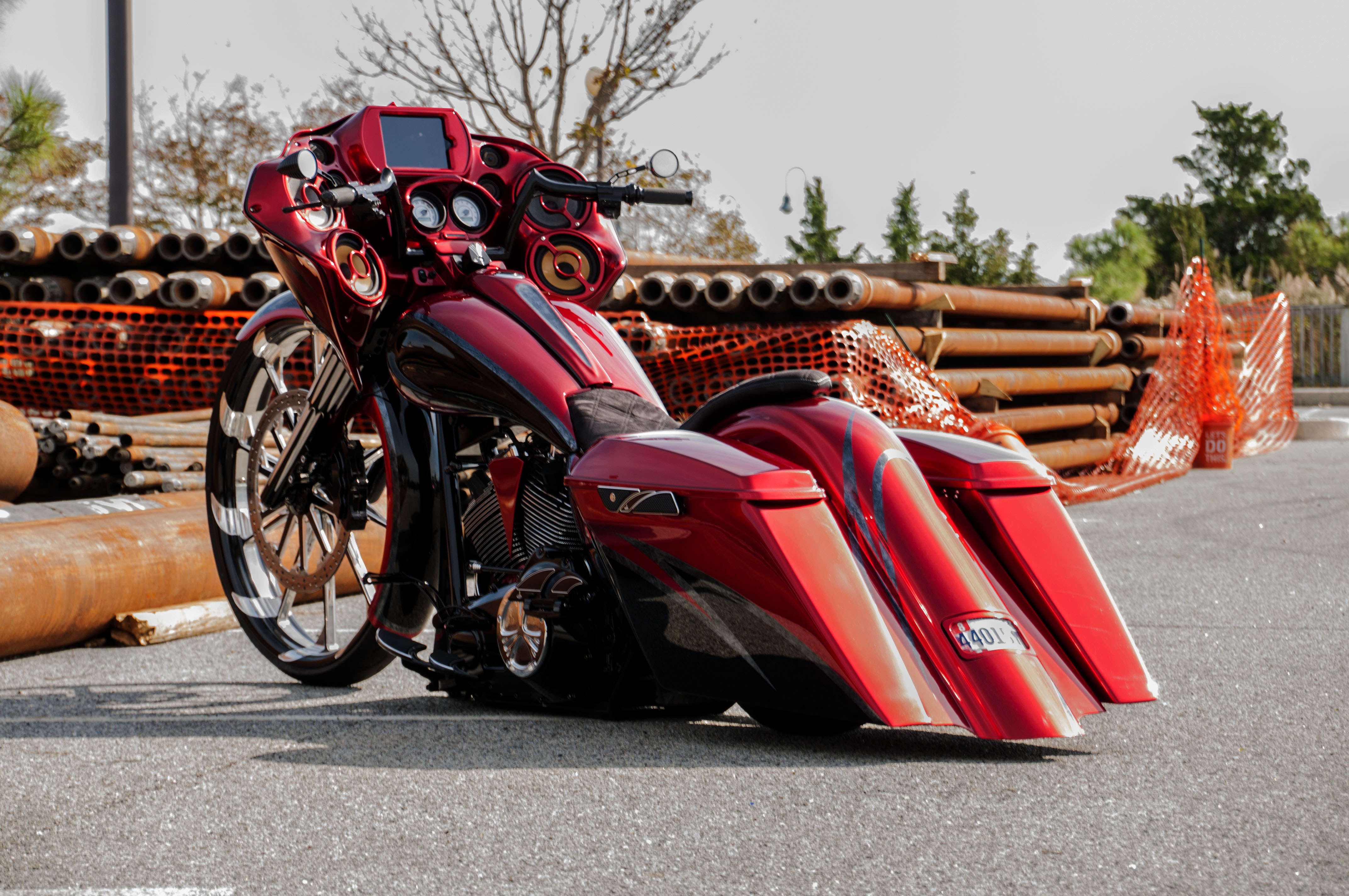 2011 HarleyDavidson® FLHX Street Glide® (Candy Apple Red And Black