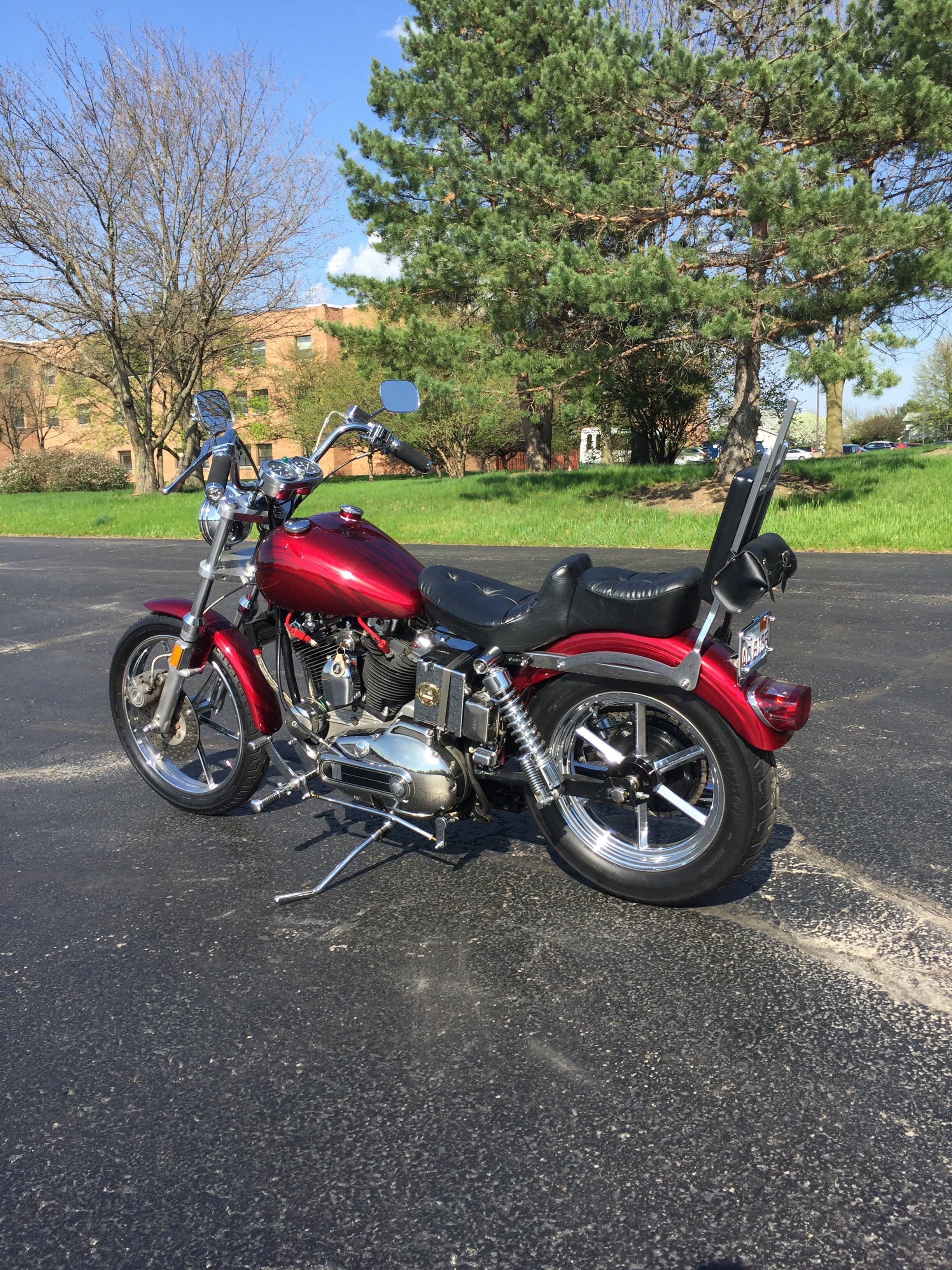 1972 HarleyDavidson® XLH1000 Sportster® 1000 (Candy Apple Red