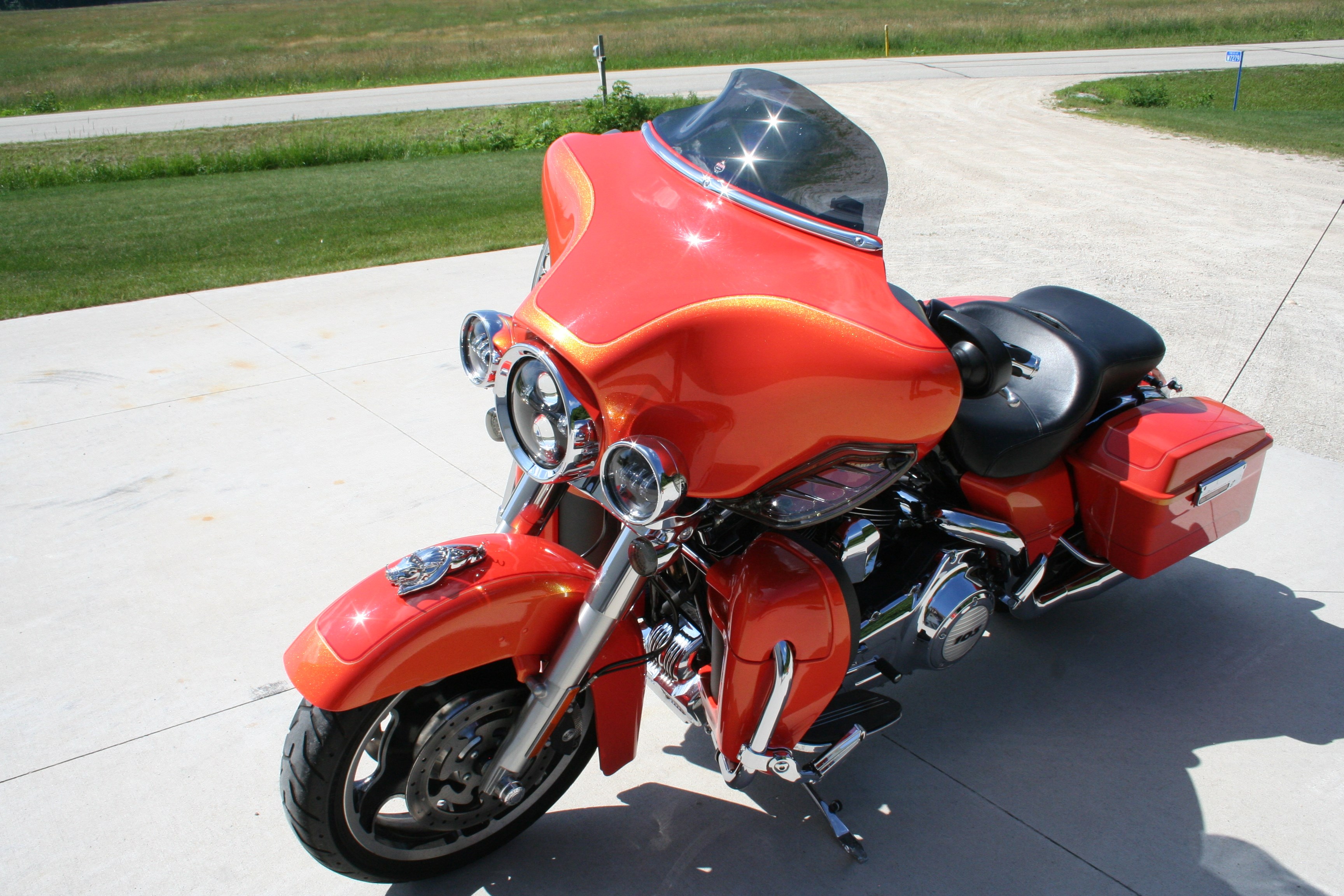 2012 HarleyDavidson® FLHX Street Glide® (Tequila Sunrise Orange), Fond