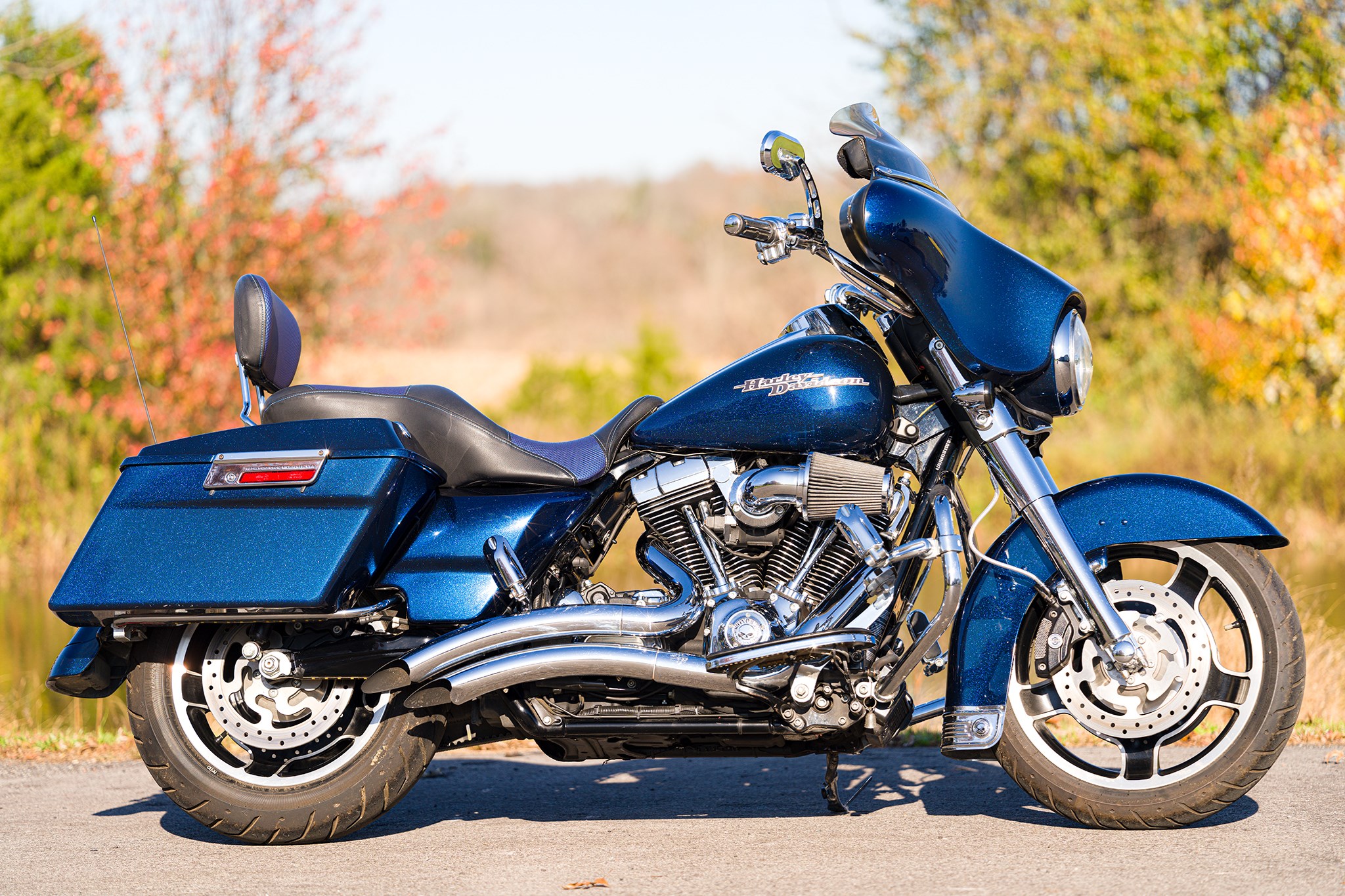 electric blue street glide