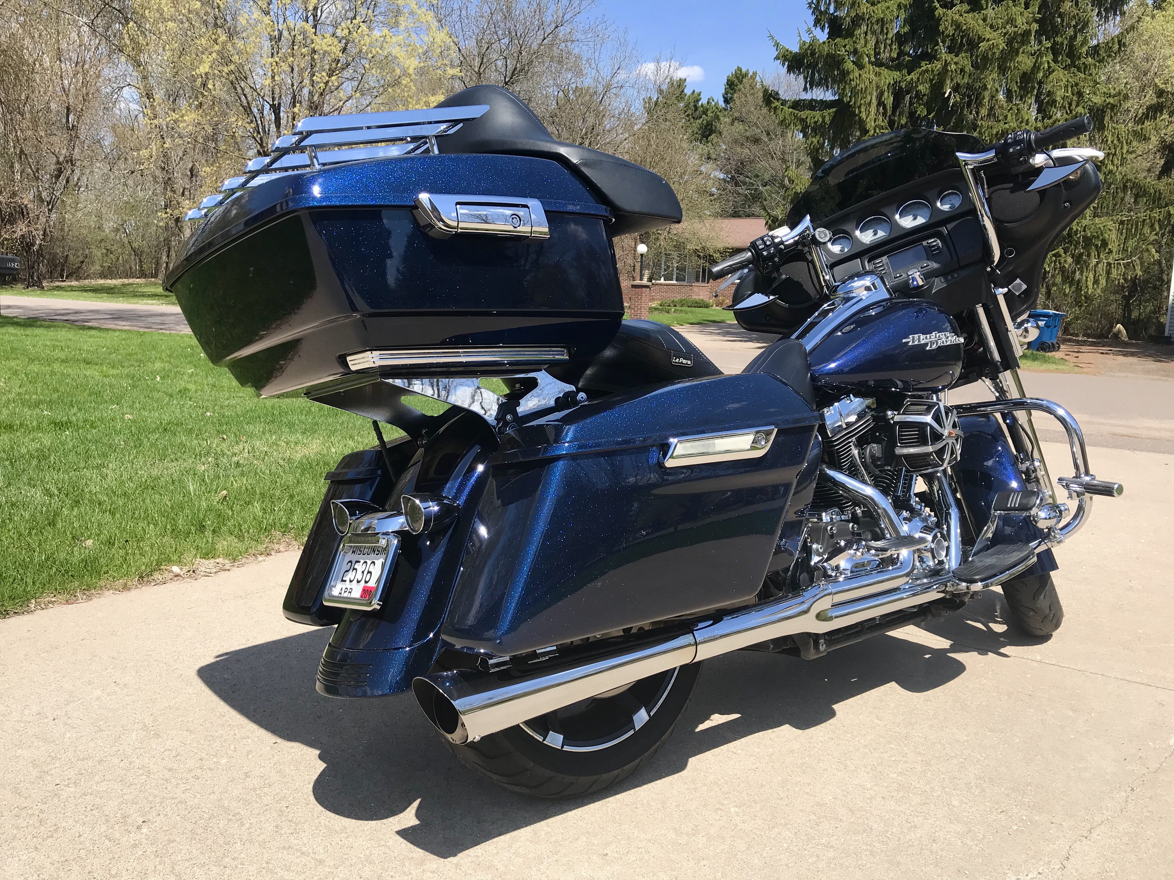 big blue pearl harley davidson