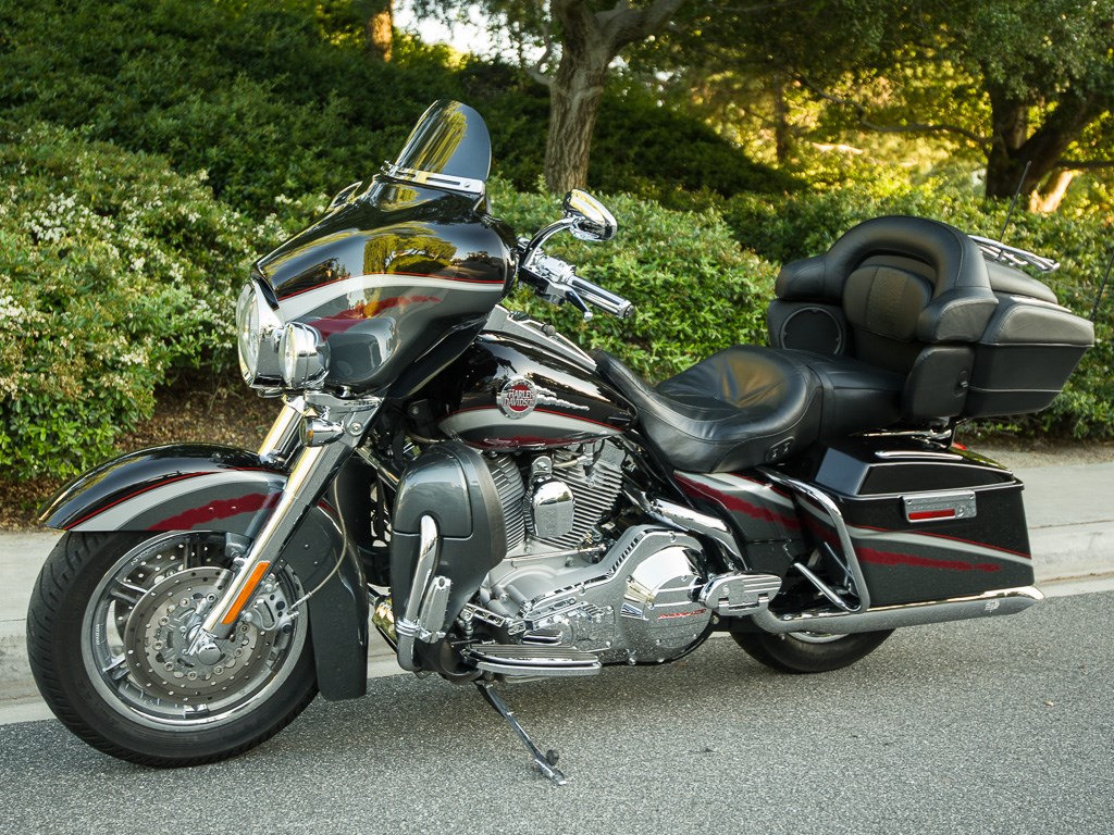 2006 HarleyDavidson® FLHTCUSE Screamin' Eagle® Ultra Classic® Electra