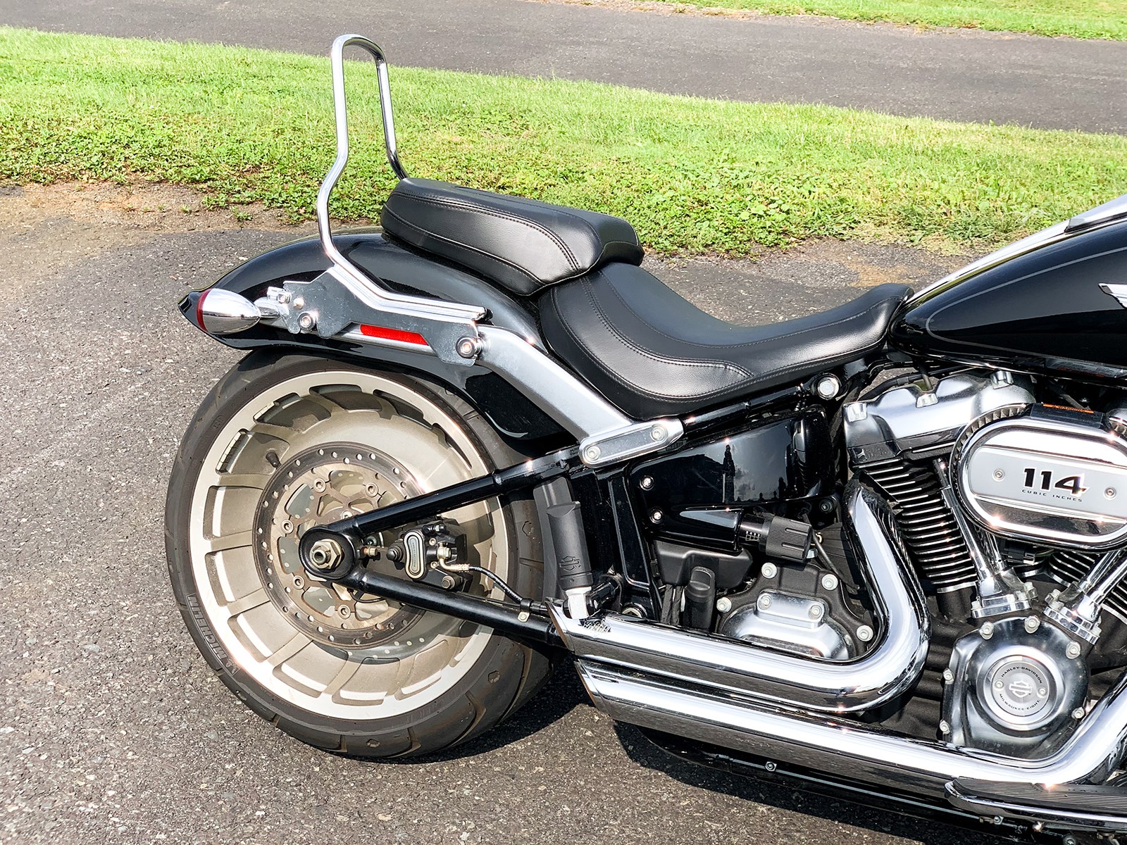 2018 HarleyDavidson® FLFBS Softail® Fat Boy® 114 (Black Tempest/Vivid