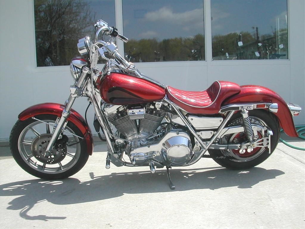 1986 Harley-Davidson® FXR Super Glide® (Candy Apple Red ...