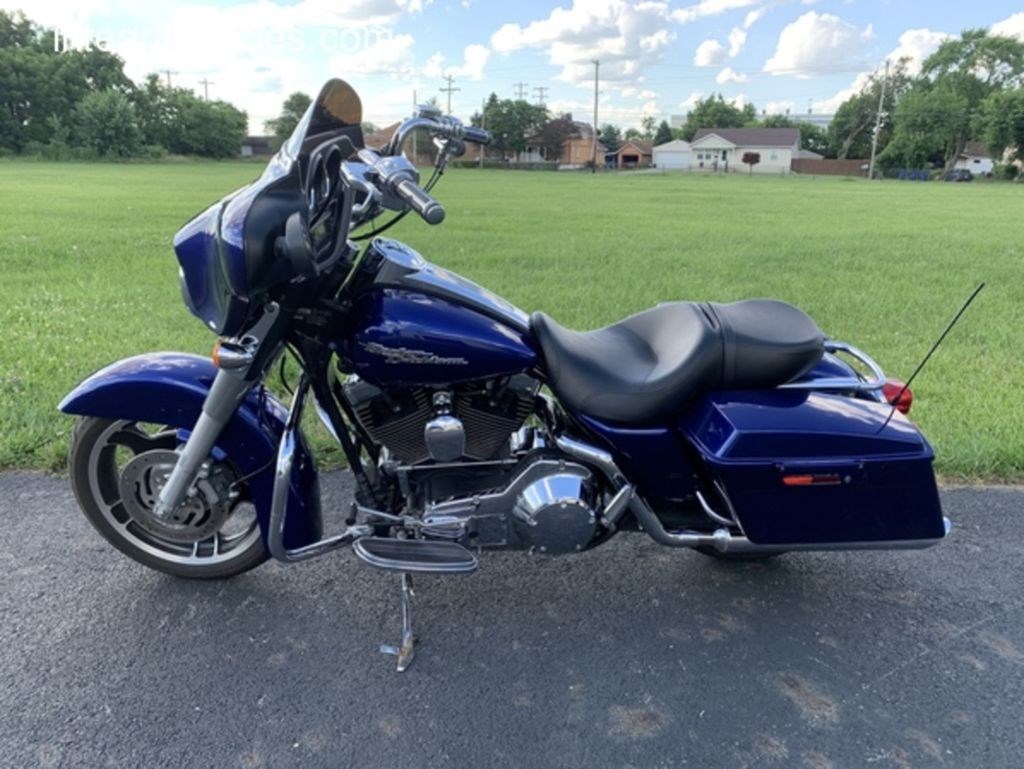 electric blue street glide