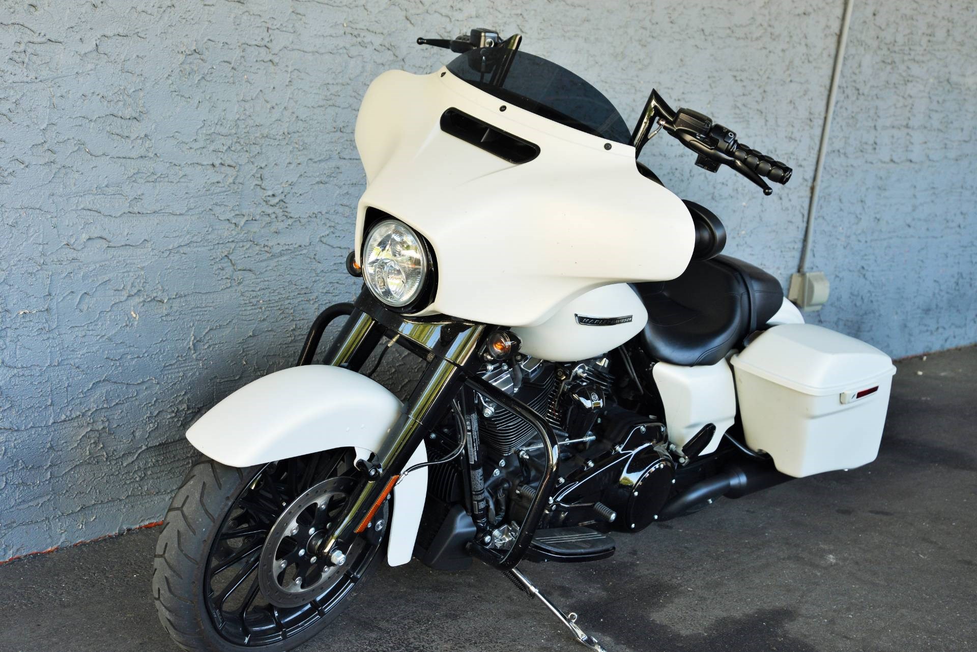 2018 HarleyDavidson® FLHXS Street Glide® Special (BONNEVILLE SALT DENIM), Lakewood, New Jersey