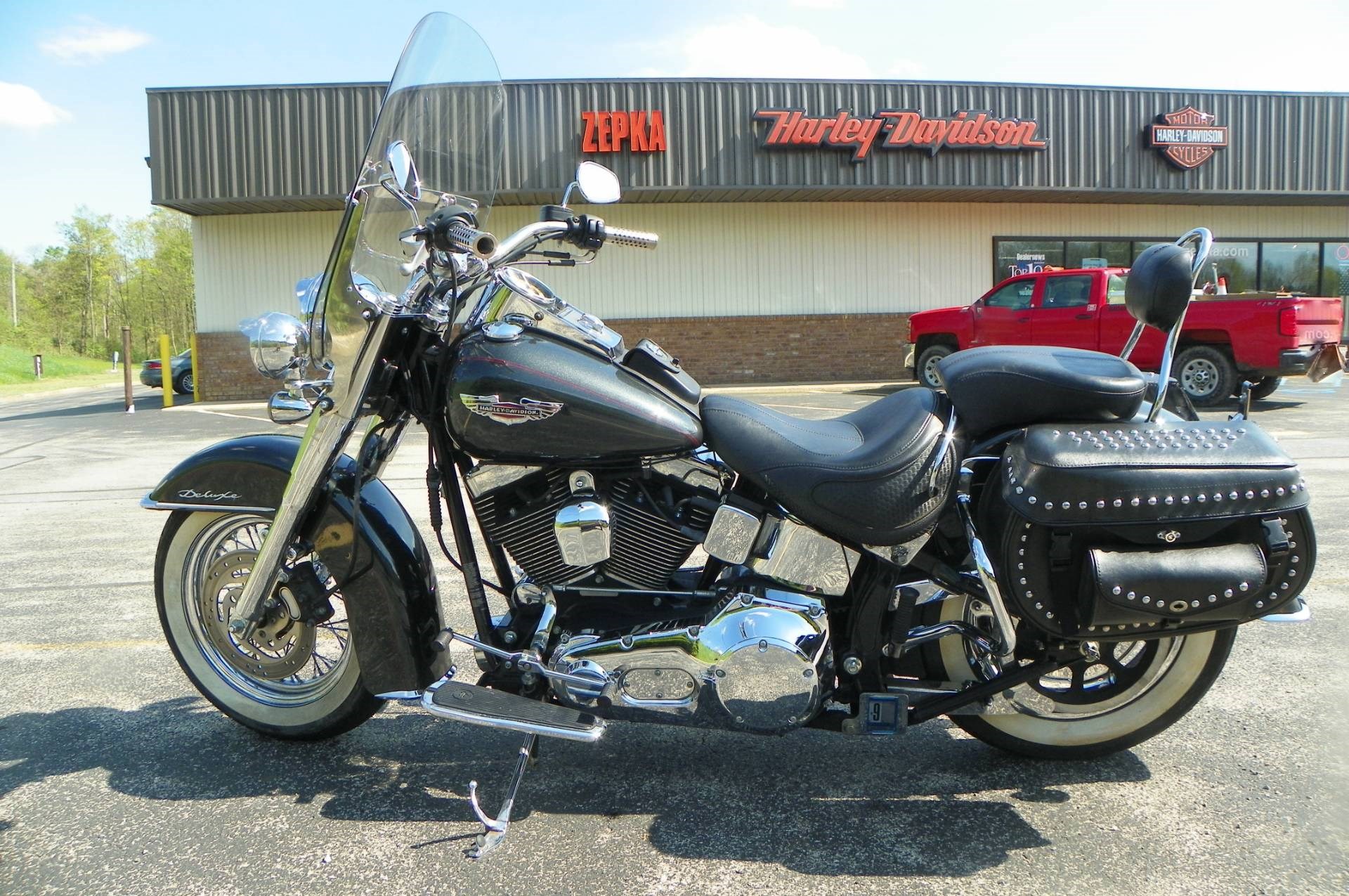 2005 HarleyDavidson® FLSTN/I Softail® Deluxe (Black Pearl), Johnstown