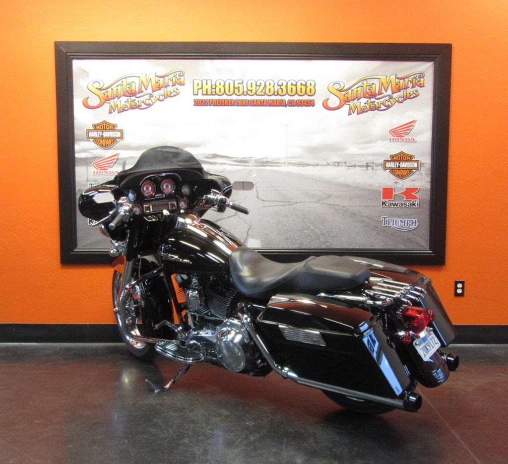 2007 Harley-Davidson® FLHX Street Glide® (Vivid Black), Santa Maria
