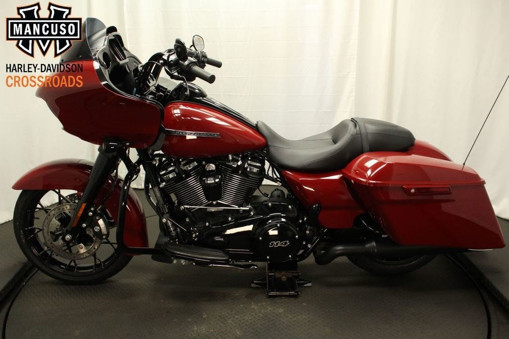 2020 HarleyDavidson® FLTRXS Road Glide® Special (BILLIARD RED