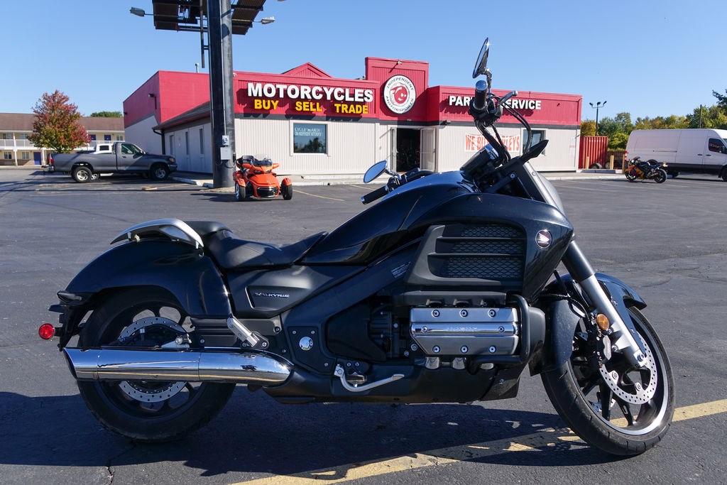 Honda® Motorcycles for Sale (194 Bikes, Page 16) CycleCrunch