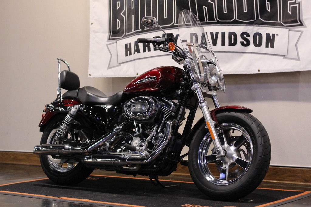 2016 HarleyDavidson® XL1200C Sportster® 1200 Custom, Baton Rouge