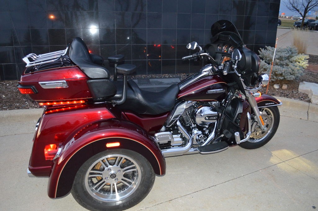 harley mysterious red sunglo