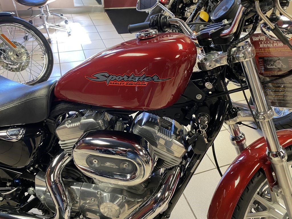 2007 HarleyDavidson® XL 883L Sportster® 883 Low (Fire Red Pearl