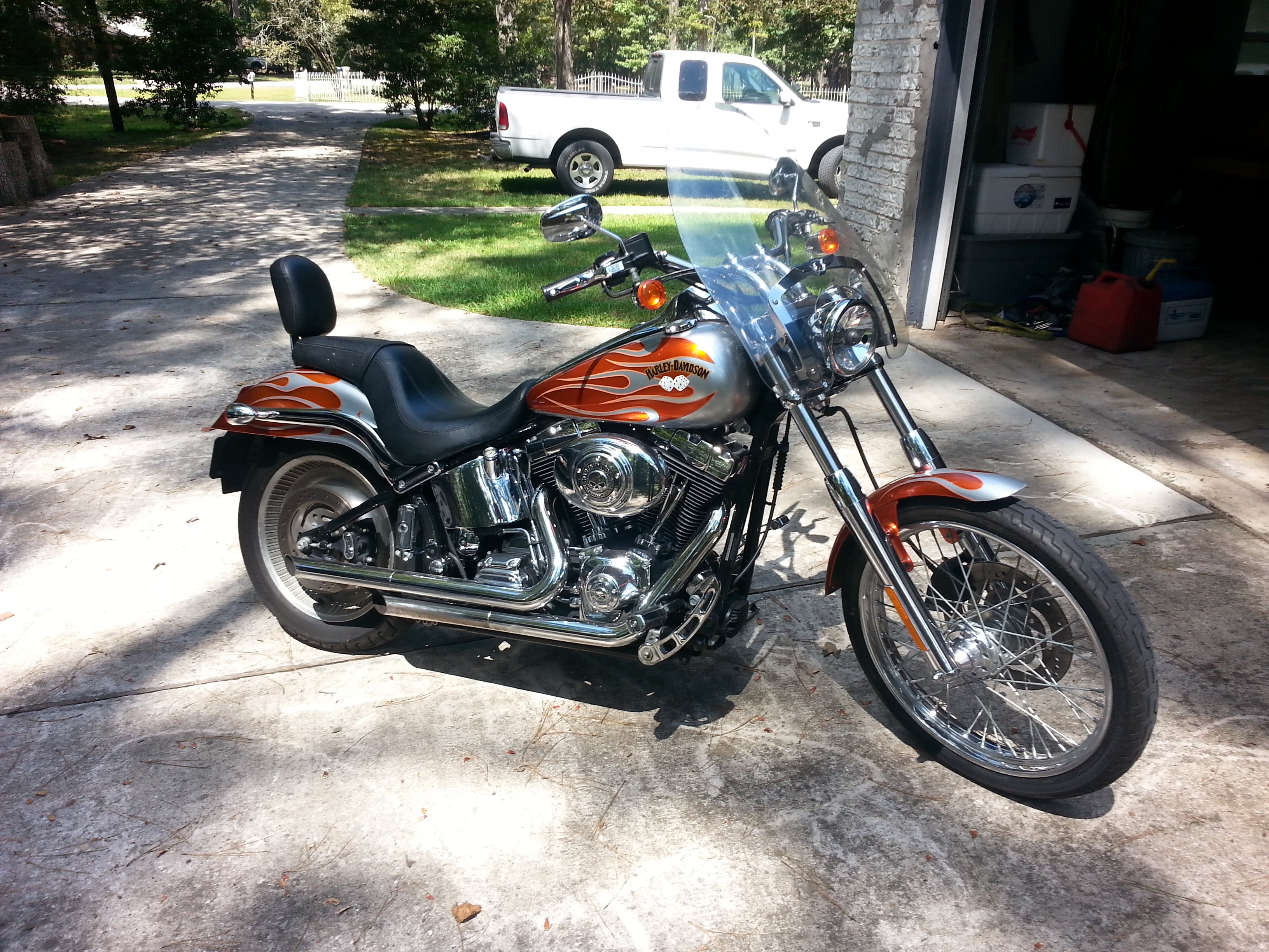 2004 HarleyDavidson® Custom (custom harley paint burnt orange with