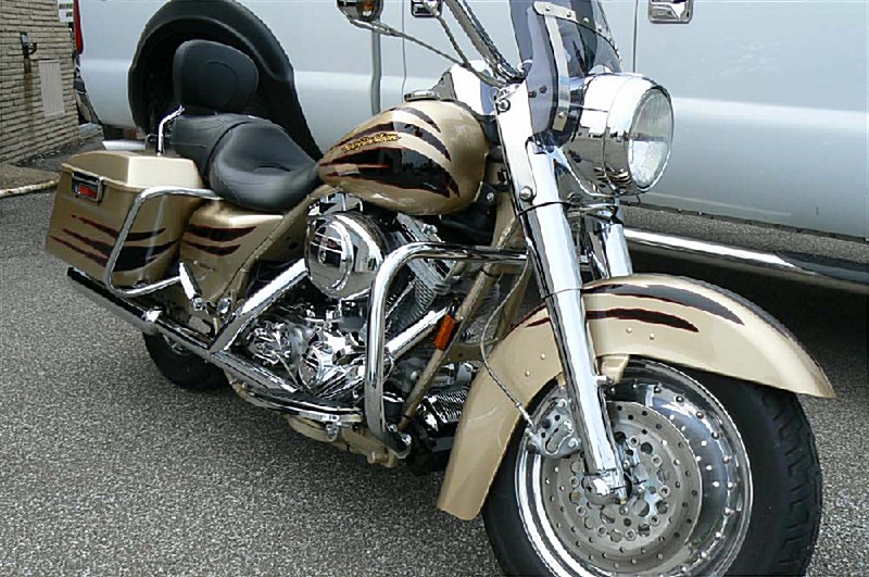 2003 Harley-Davidson® FLHRSEI2 Screamin' Eagle® Road King® for