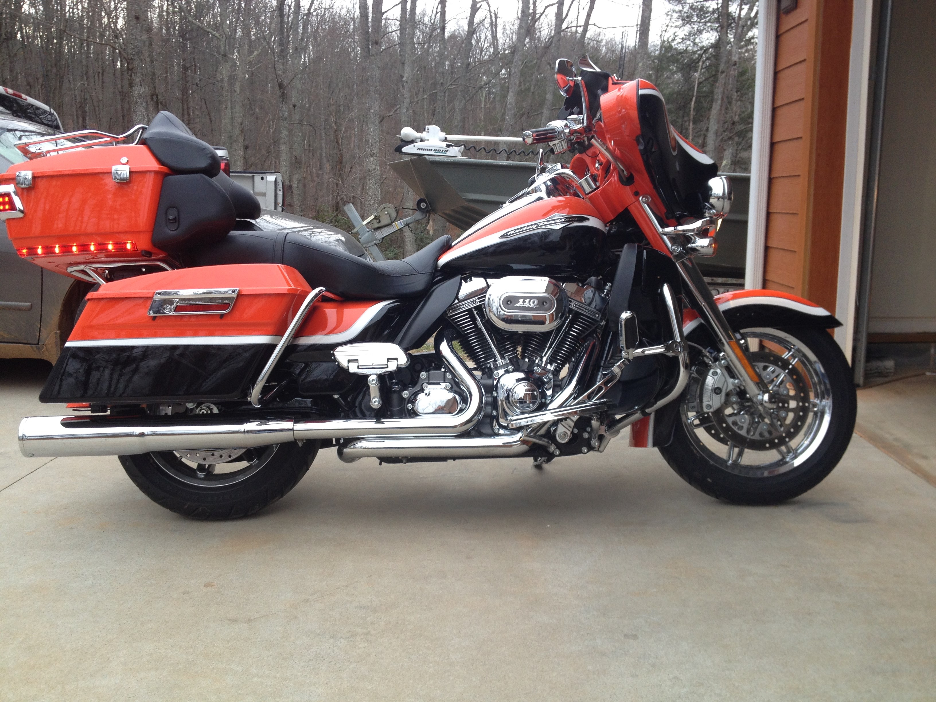 2012 Harley-Davidson® FLHTCUSE7 CVO® Ultra Classic® Electra Glide
