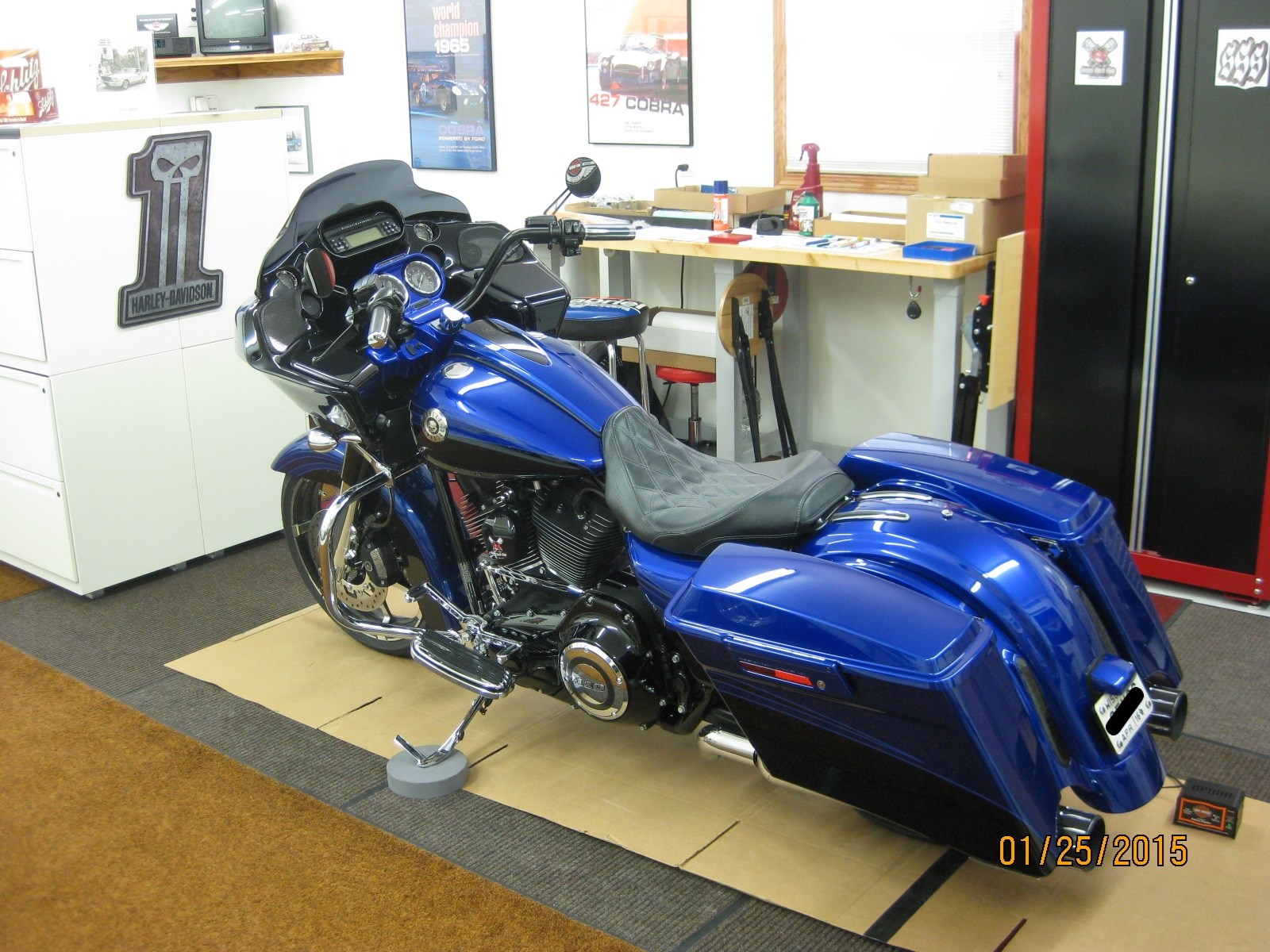 2012 Harley-Davidson® FLTRXSE CVO® Road 