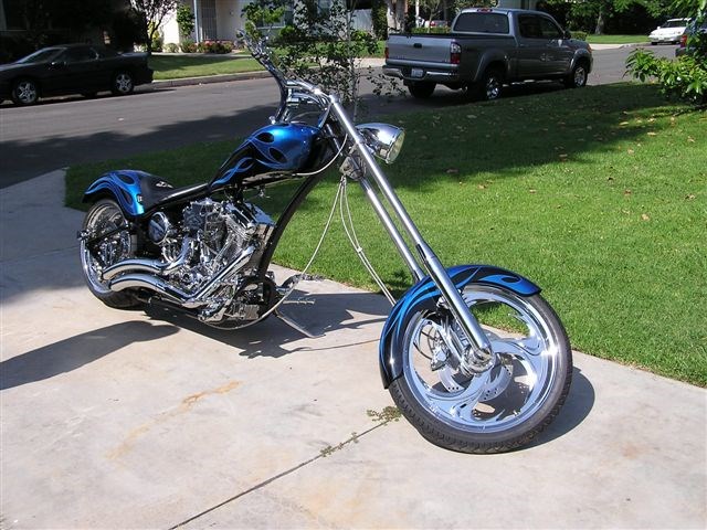 2006 Orange County Choppers (OCC) Custom Softail (Blue with flame), Los