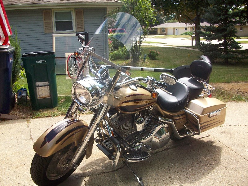 2003 HarleyDavidson® FLHRSEI2 Screamin' Eagle® Road King® (Gold With Black And Burgandy