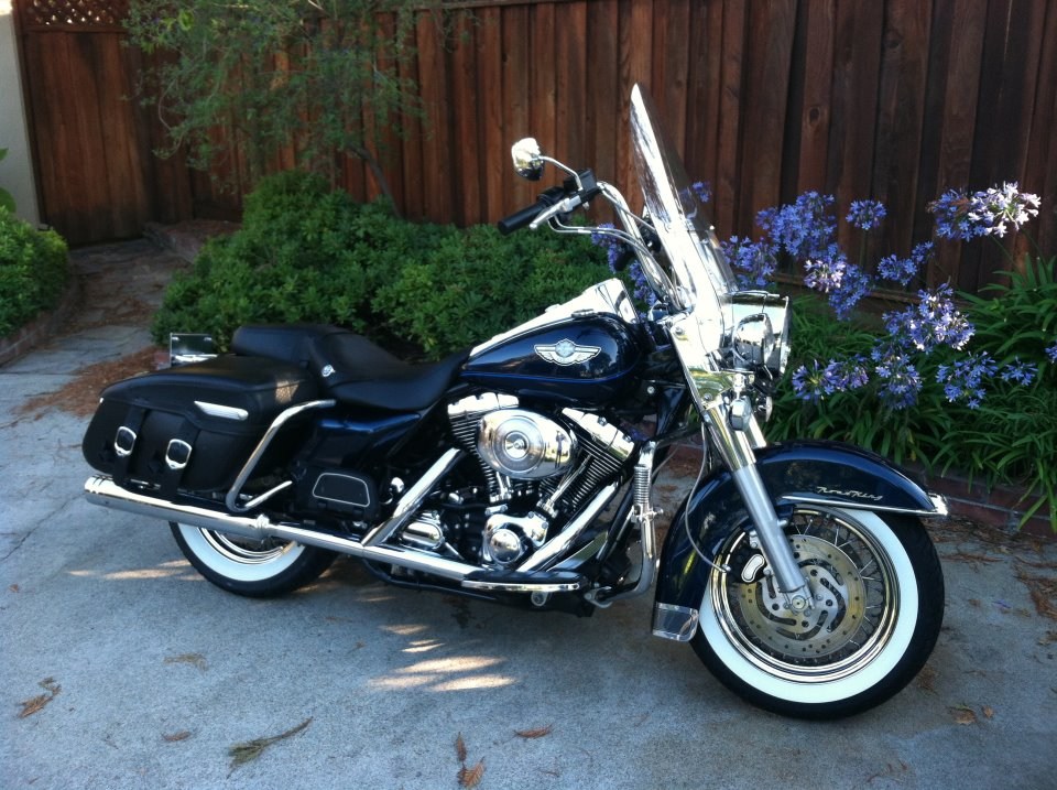 2003 HarleyDavidson® FLHRC/IANV Road King® Classic Anniversary for