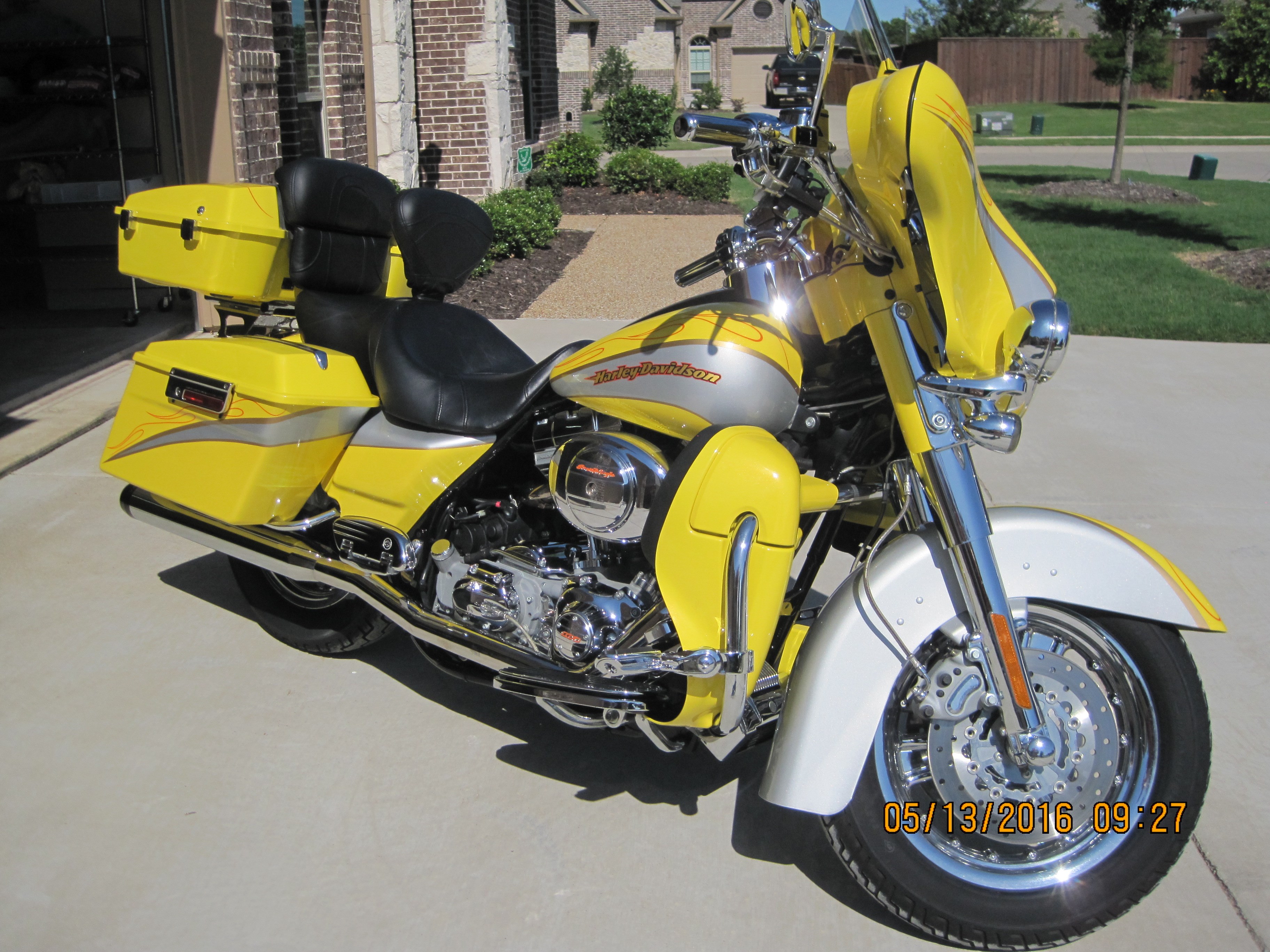 2005 HarleyDavidson® FLHTCSE2 Screamin' Eagle® Electra Glide® for Sale in Prosper, TX (Item 636636)