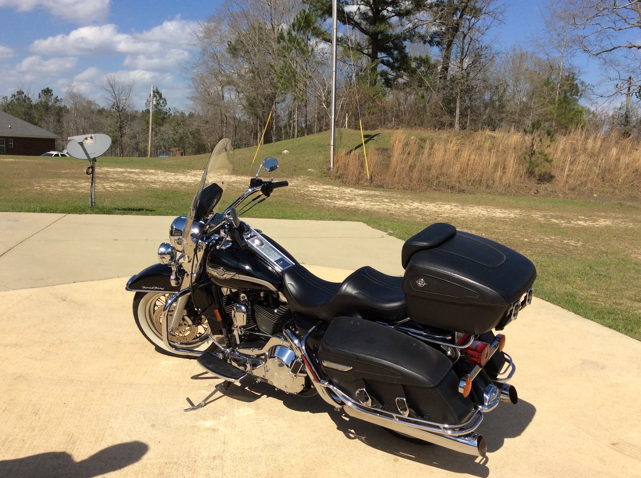2003 Harley-Davidson® FLHRC/I Road King® Classic (Black ...
