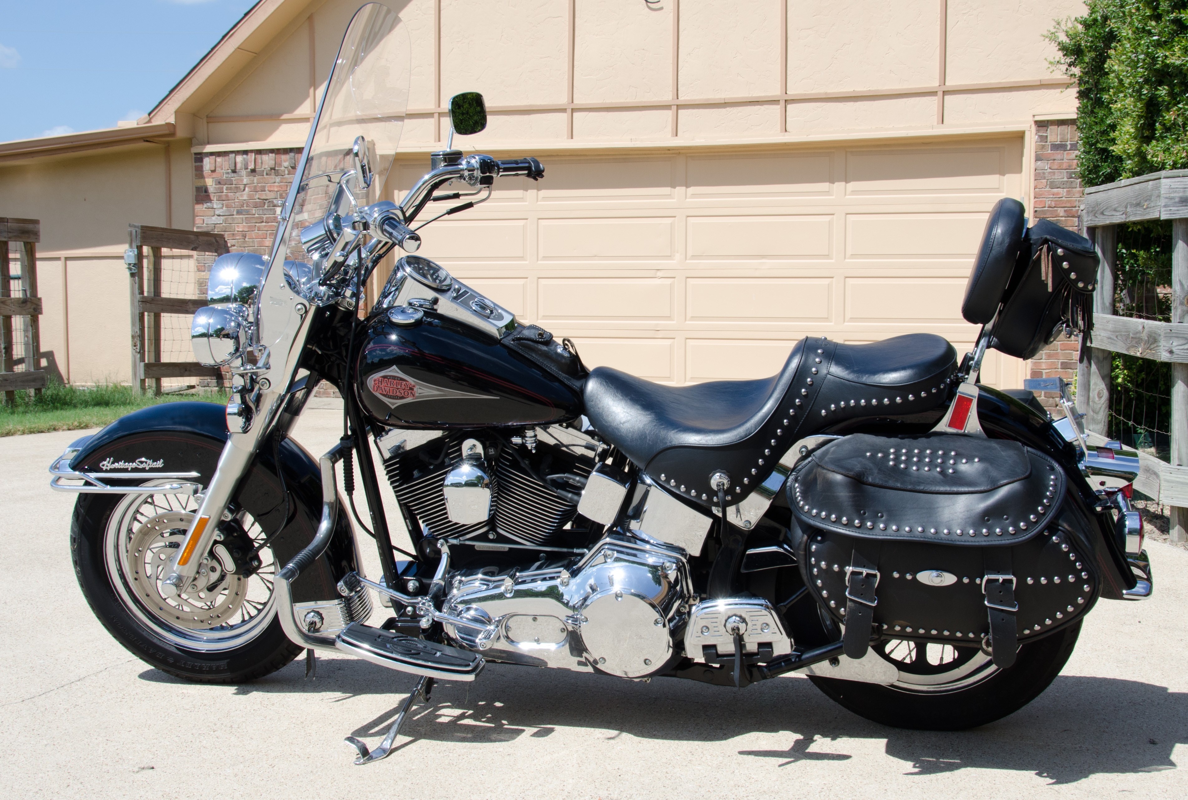 2000 Harley-Davidson® FLSTC Heritage Softail® Classic for Sale in 