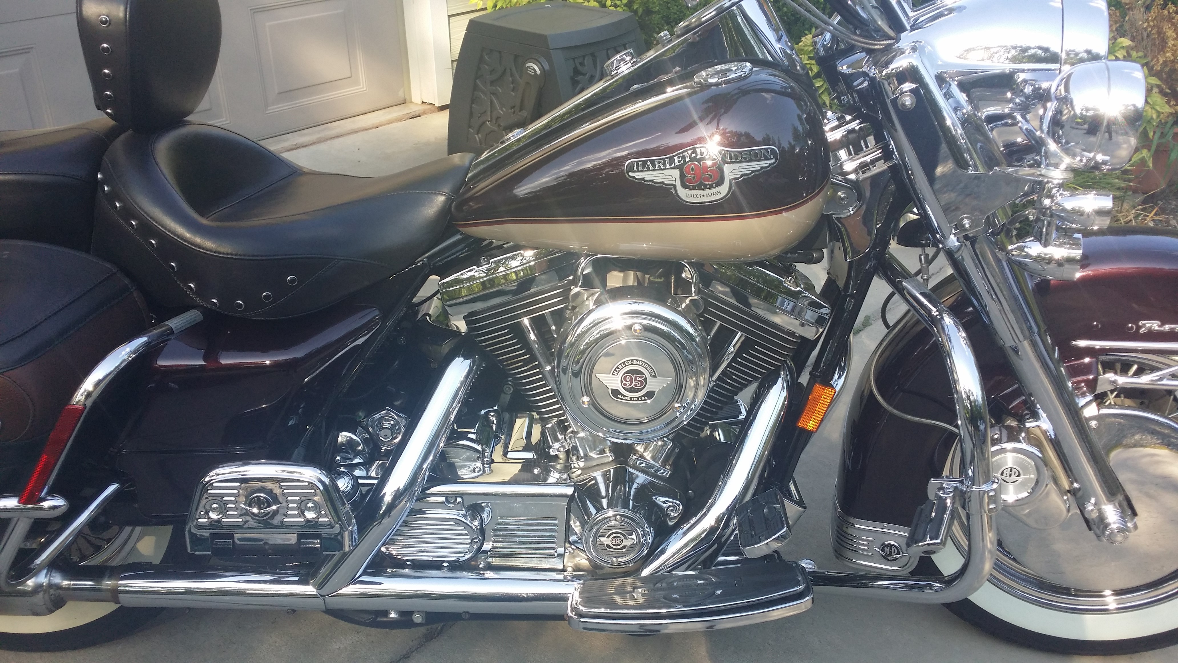 1998 Harley-Davidson® FLHRC/I-ANV Road King® Classic Anniversary for