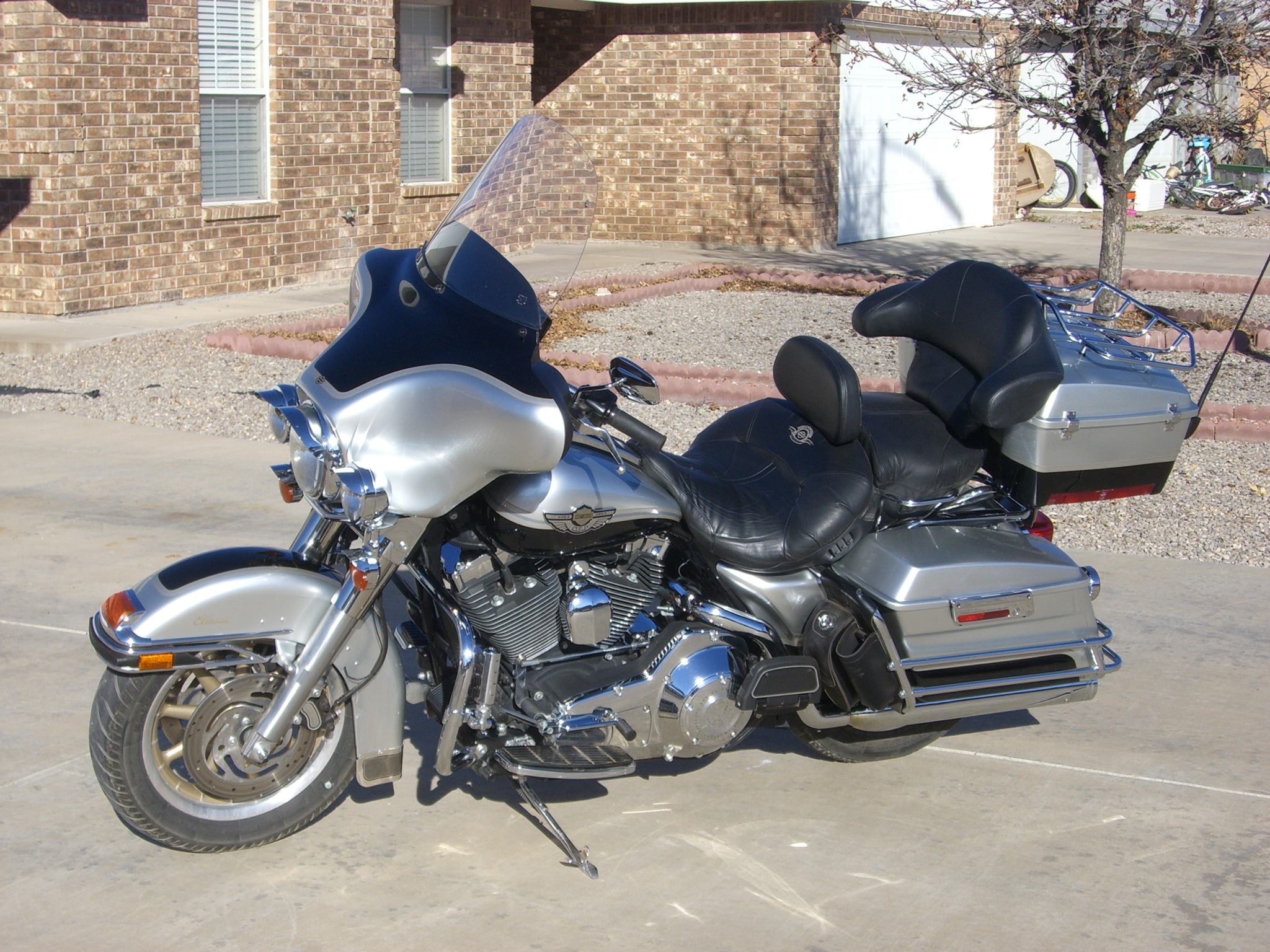 2003 Harley-Davidson® FLHTC/I-ANV Electra Glide® Classic
