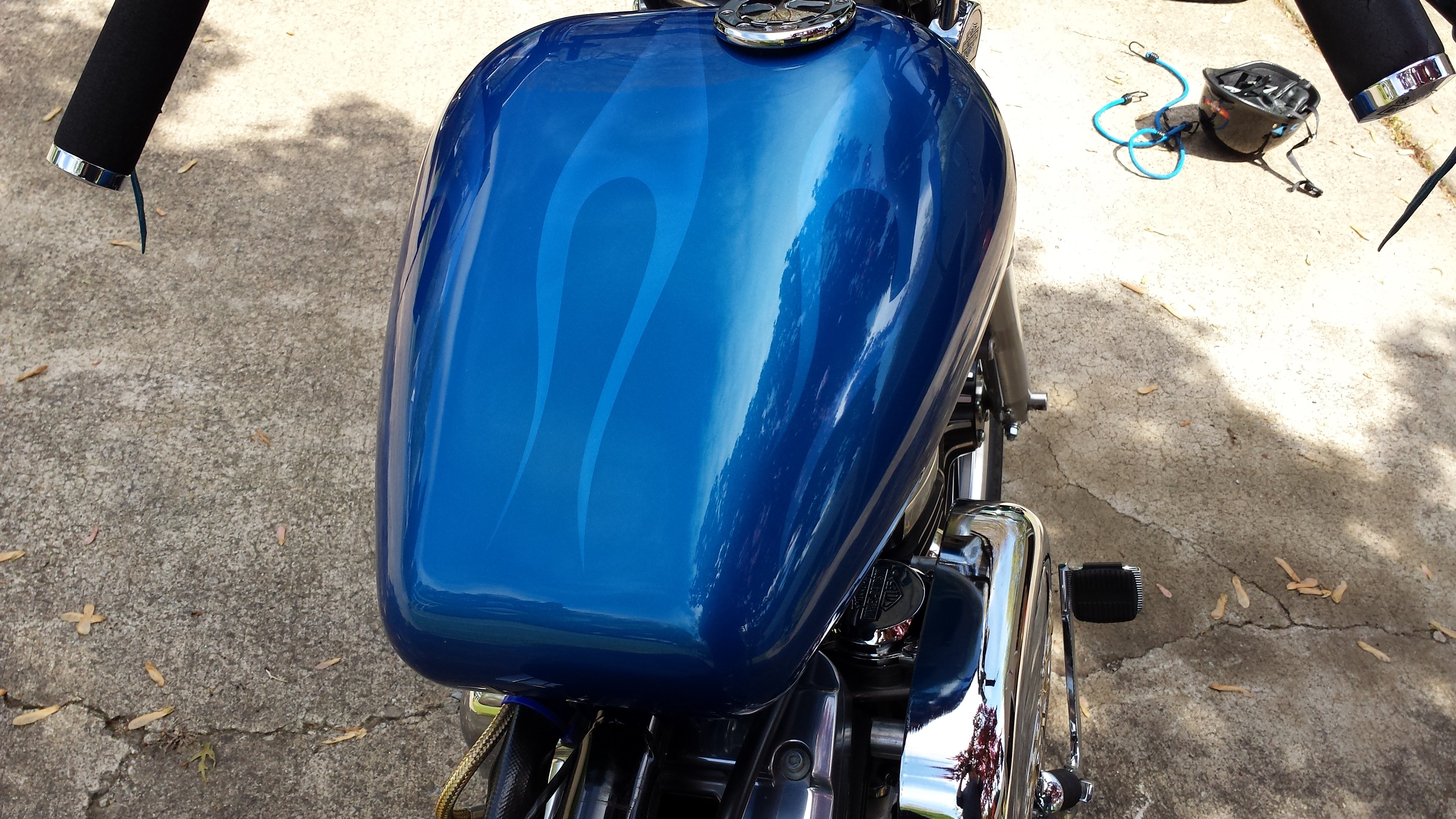 1996 Harley-Davidson® XL1200C Sportster® 1200 Custom (Blue Custom Ghost