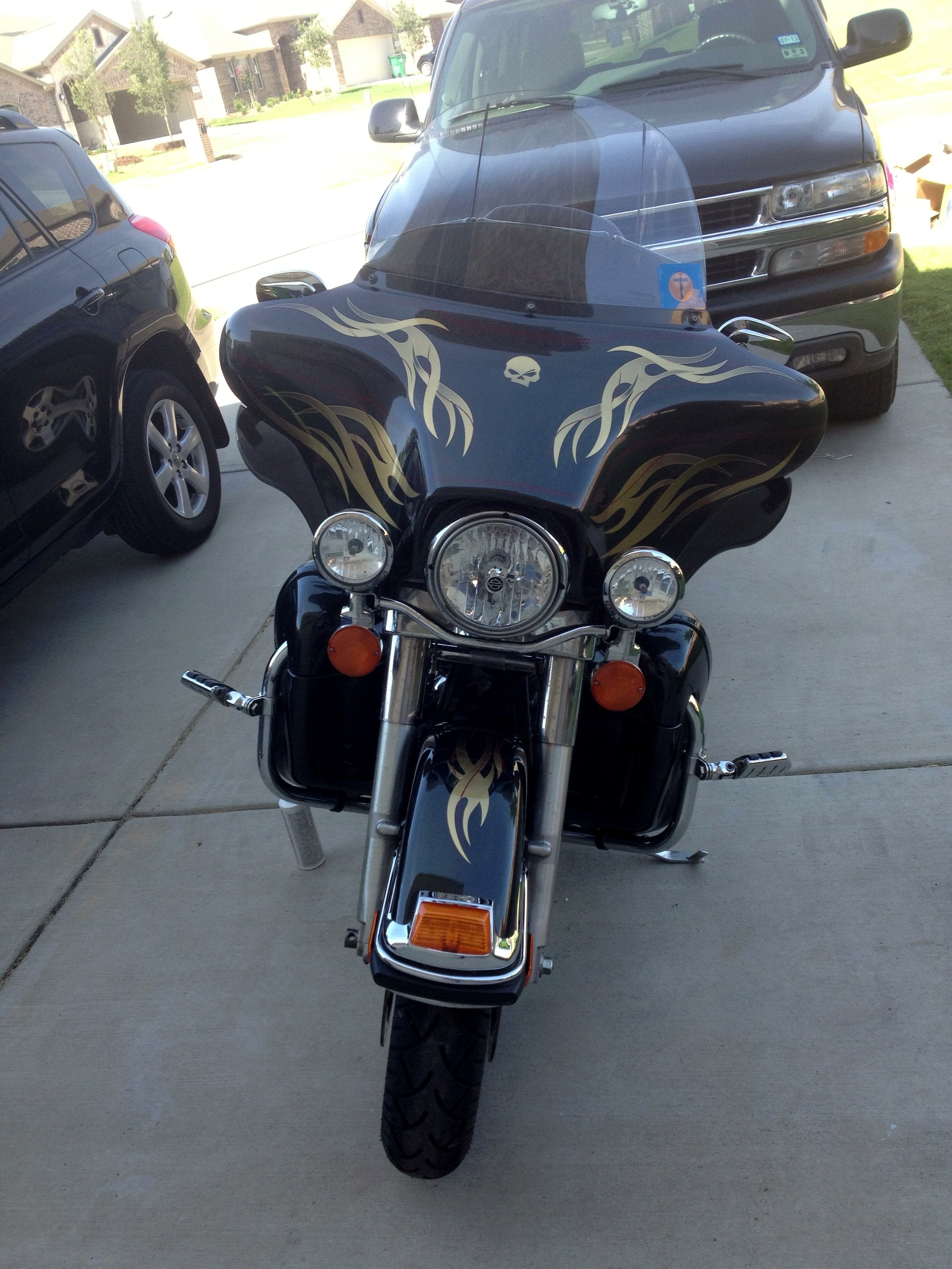 2009 HarleyDavidson® FLHTCU Electra Glide® Ultra Classic® (Pearl Black), Mckinney, Texas