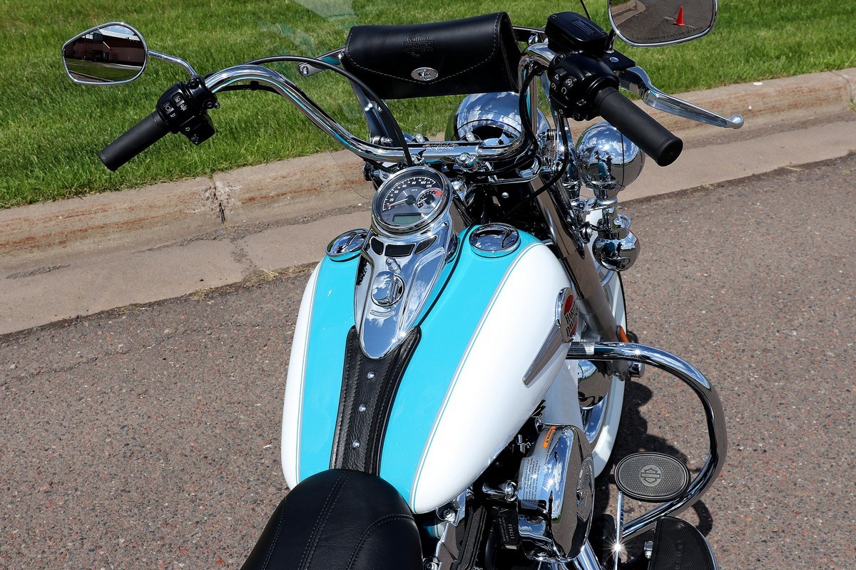 harley crushed ice pearl paint