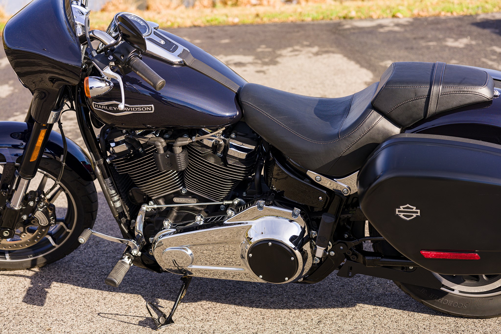 2019 HarleyDavidson® FLSB Softail® Sport Glide® (Midnight Blue