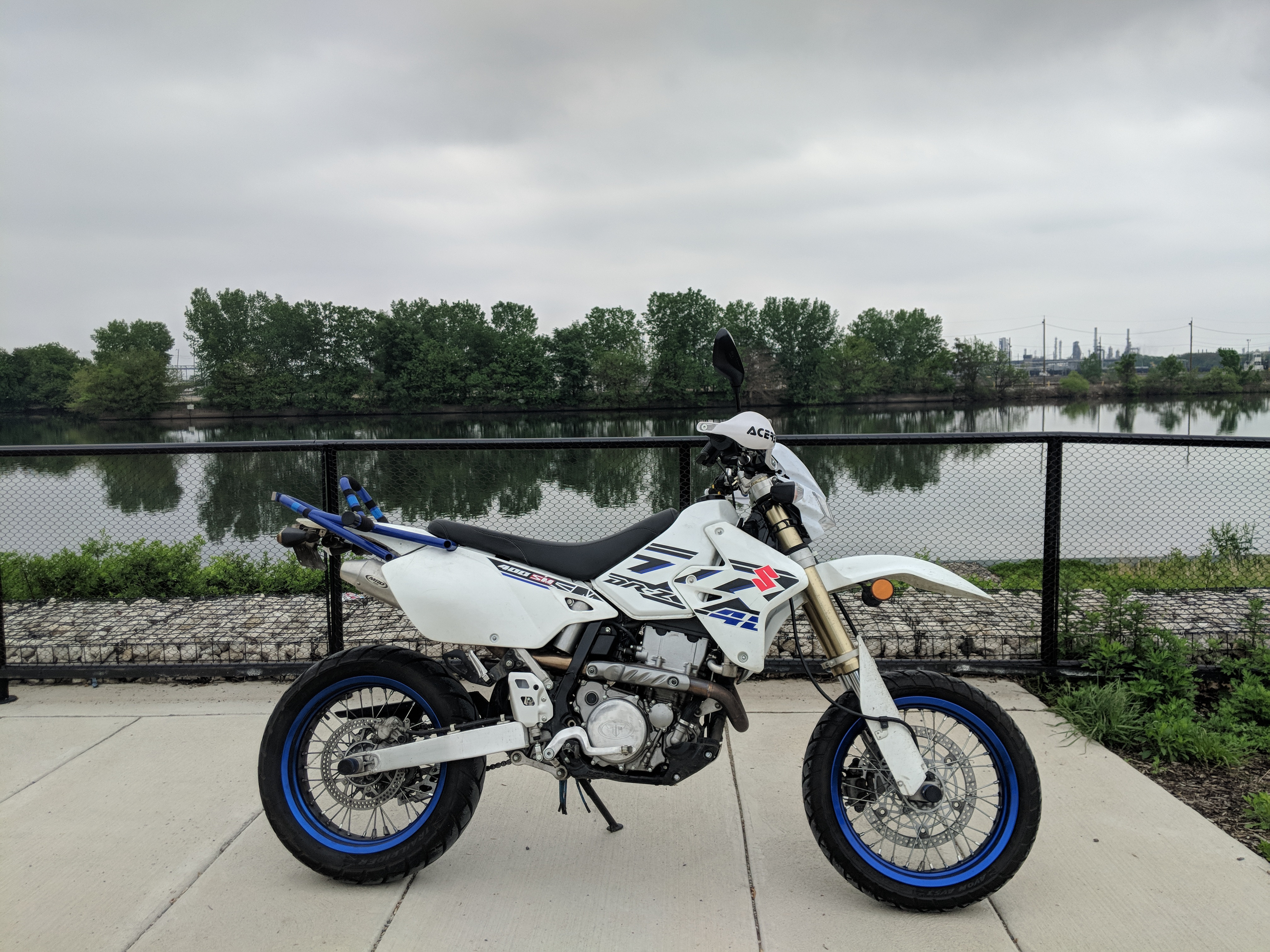 2017 Suzuki DR-Z400SM for Sale in Philadelphia, PA (Item 1084147)
