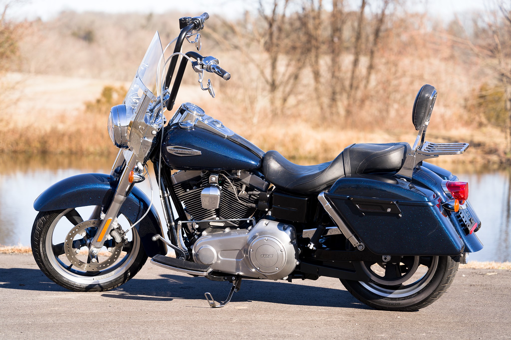 2013 Harley-Davidson® FLD Dyna® Switchback (Big Blue Pearl