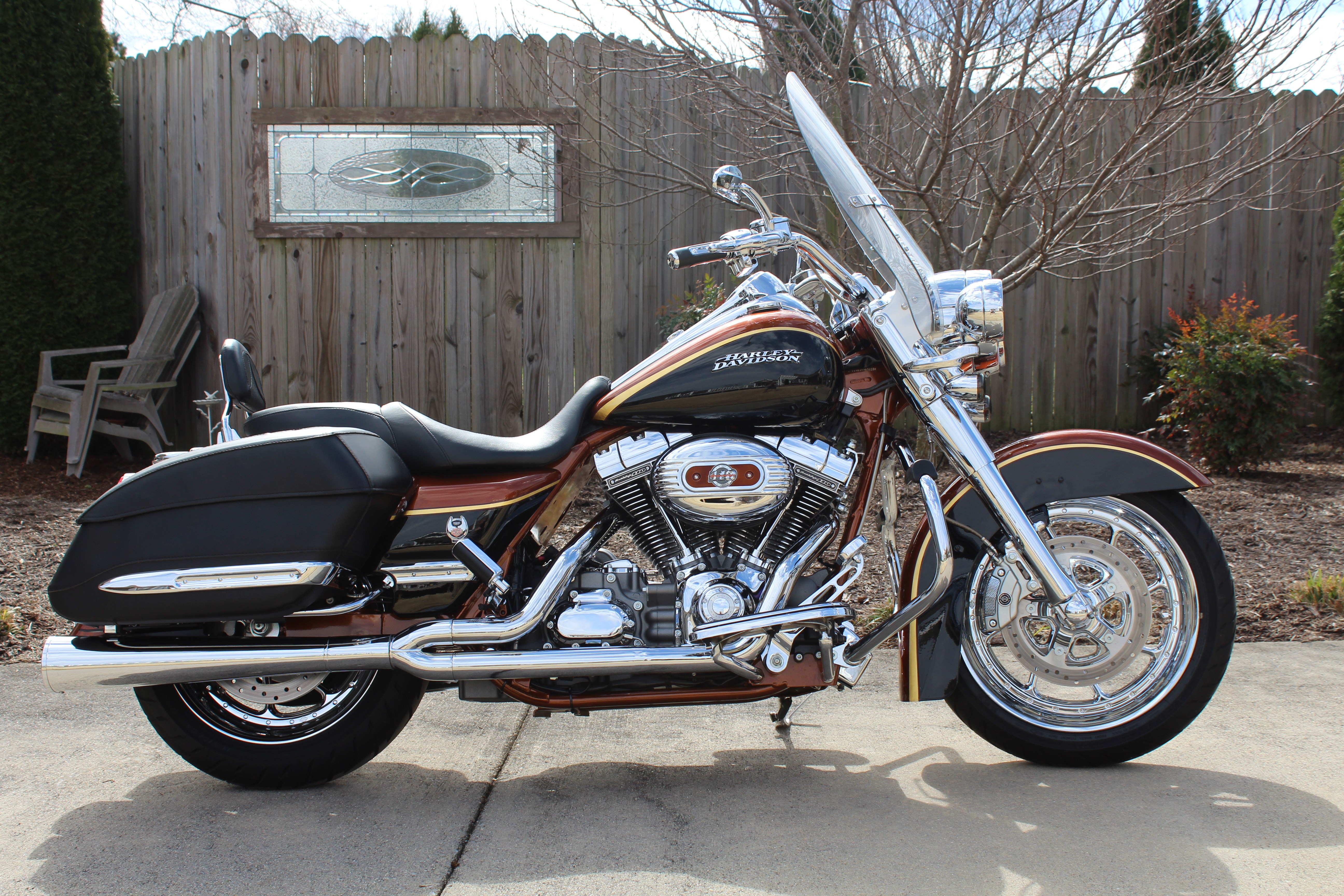 2008 Harley-Davidson® FLHRSE4 Screamin' Eagle® Road King