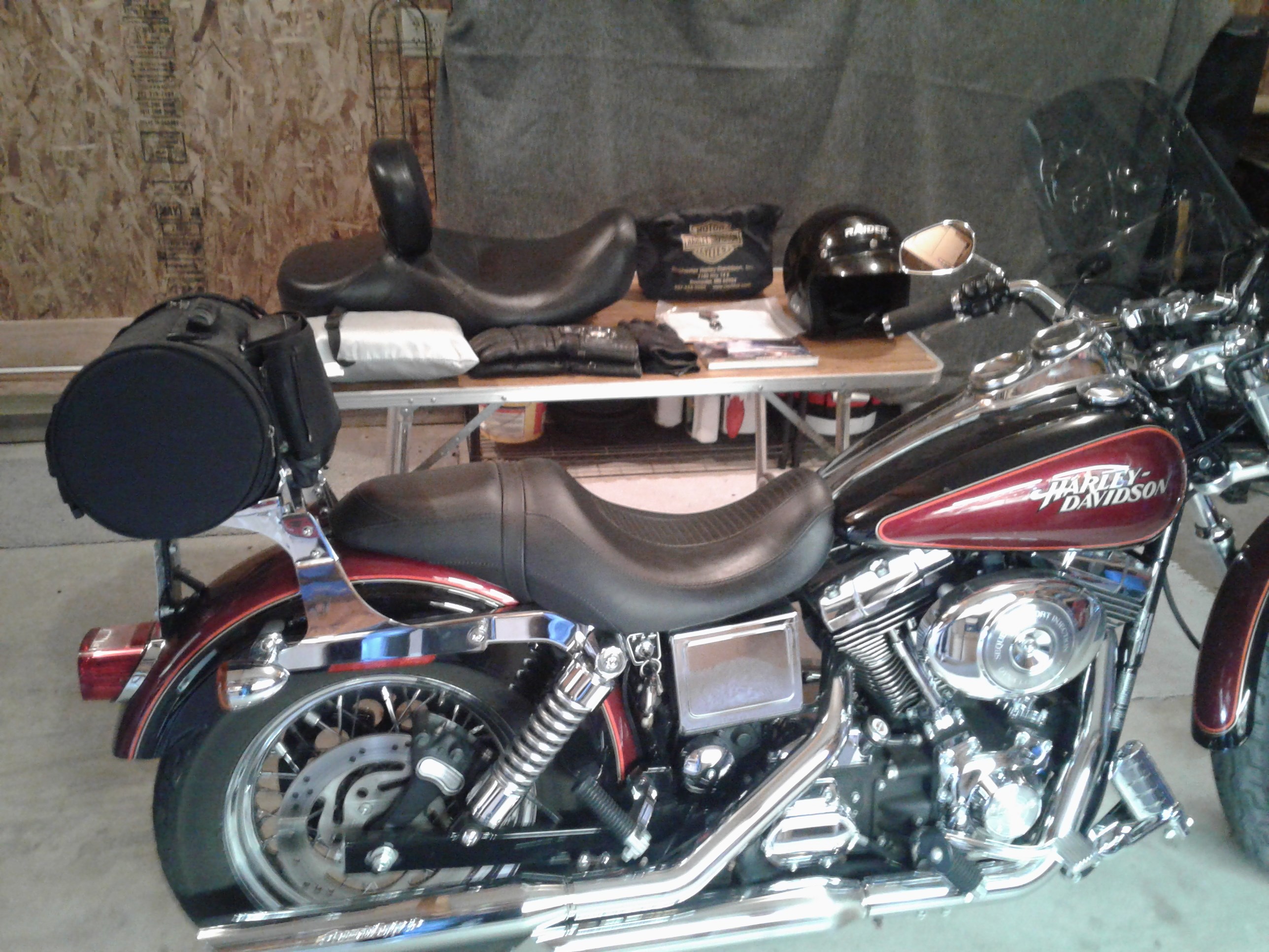 2005 Harley-Davidson® FXDL/I Dyna® Low Rider (Two tone Red on Black