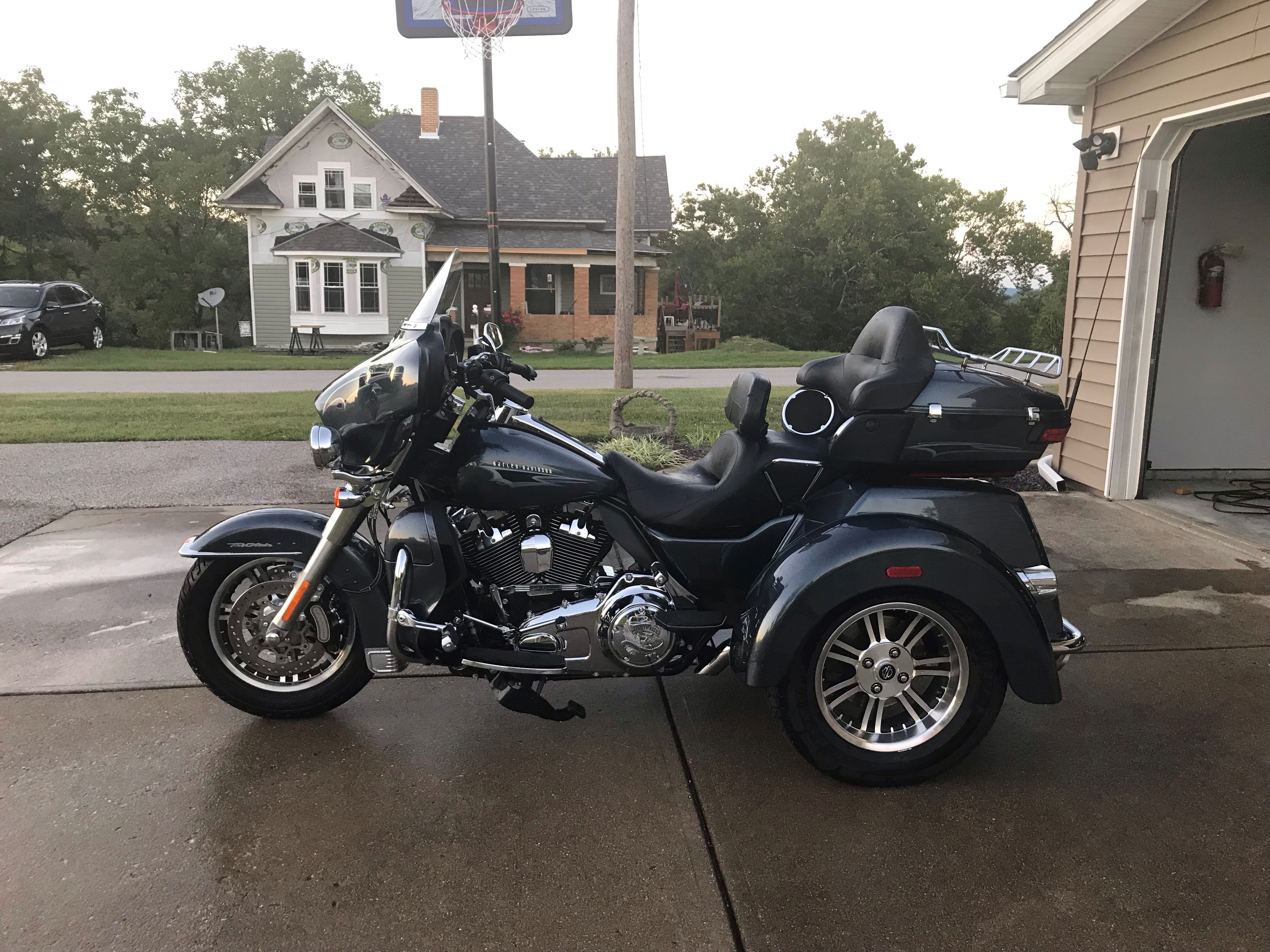 2015 HarleyDavidson® FLHTCUTG Tri Glide® Ultra for Sale in French Lick
