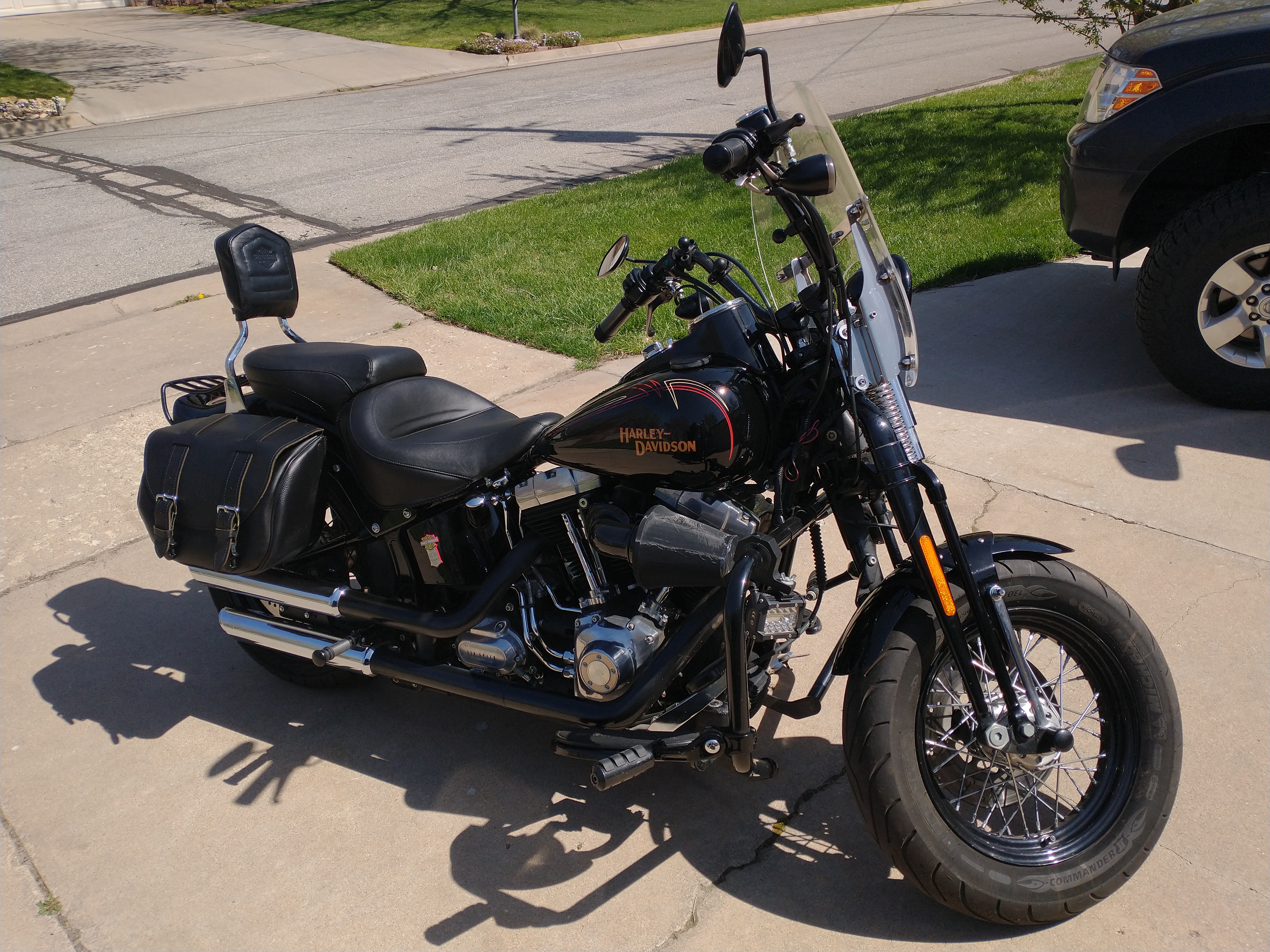 harley crossbones saddlebolsas