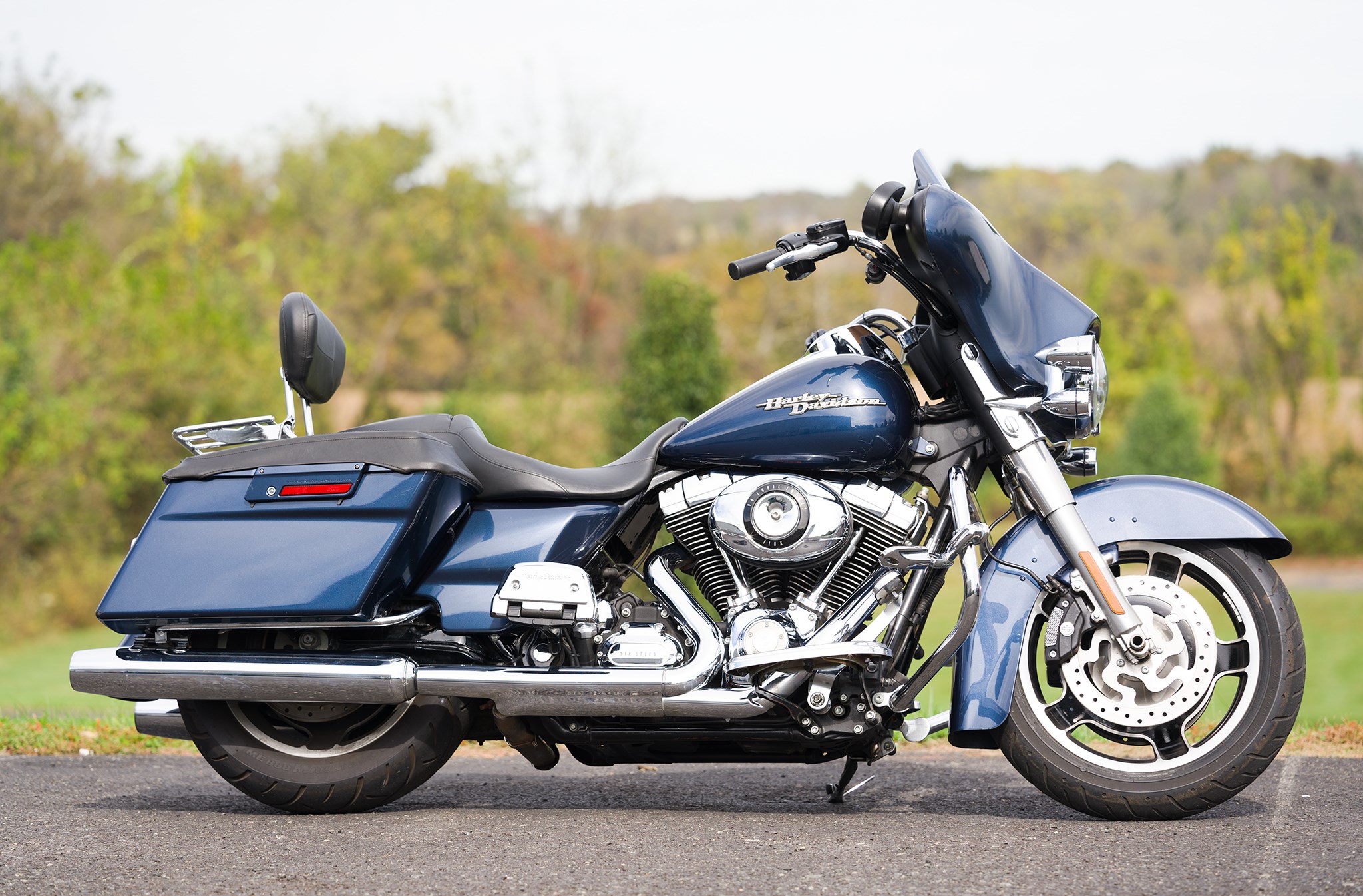 electric blue street glide
