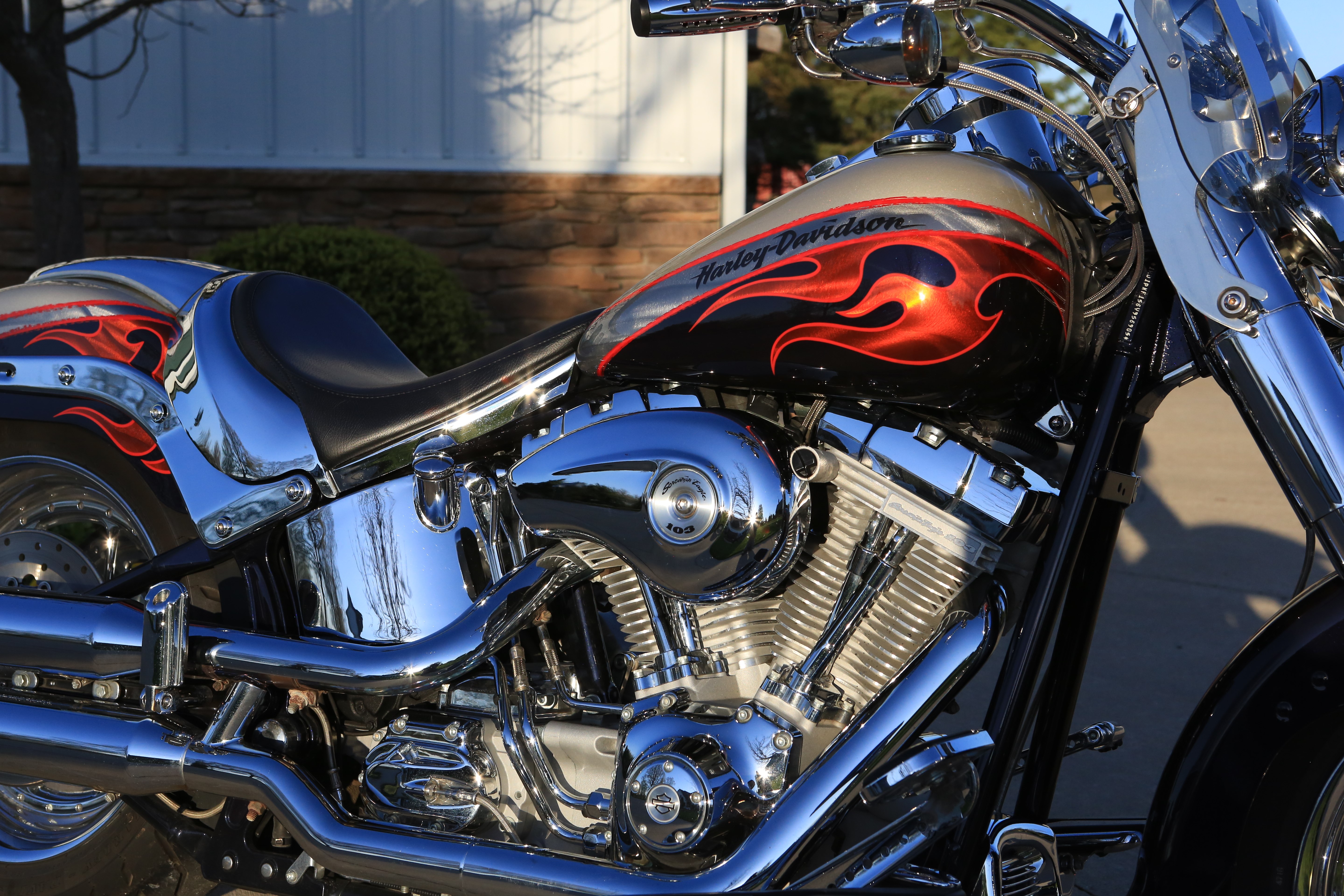 2006 Harley-Davidson® FLSTFSE2 Screamin' Eagle® Softail® Fat Boy