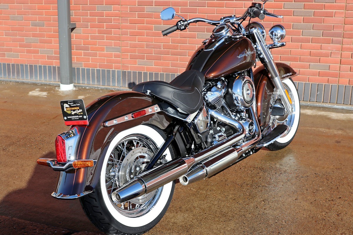 softail deluxe risers