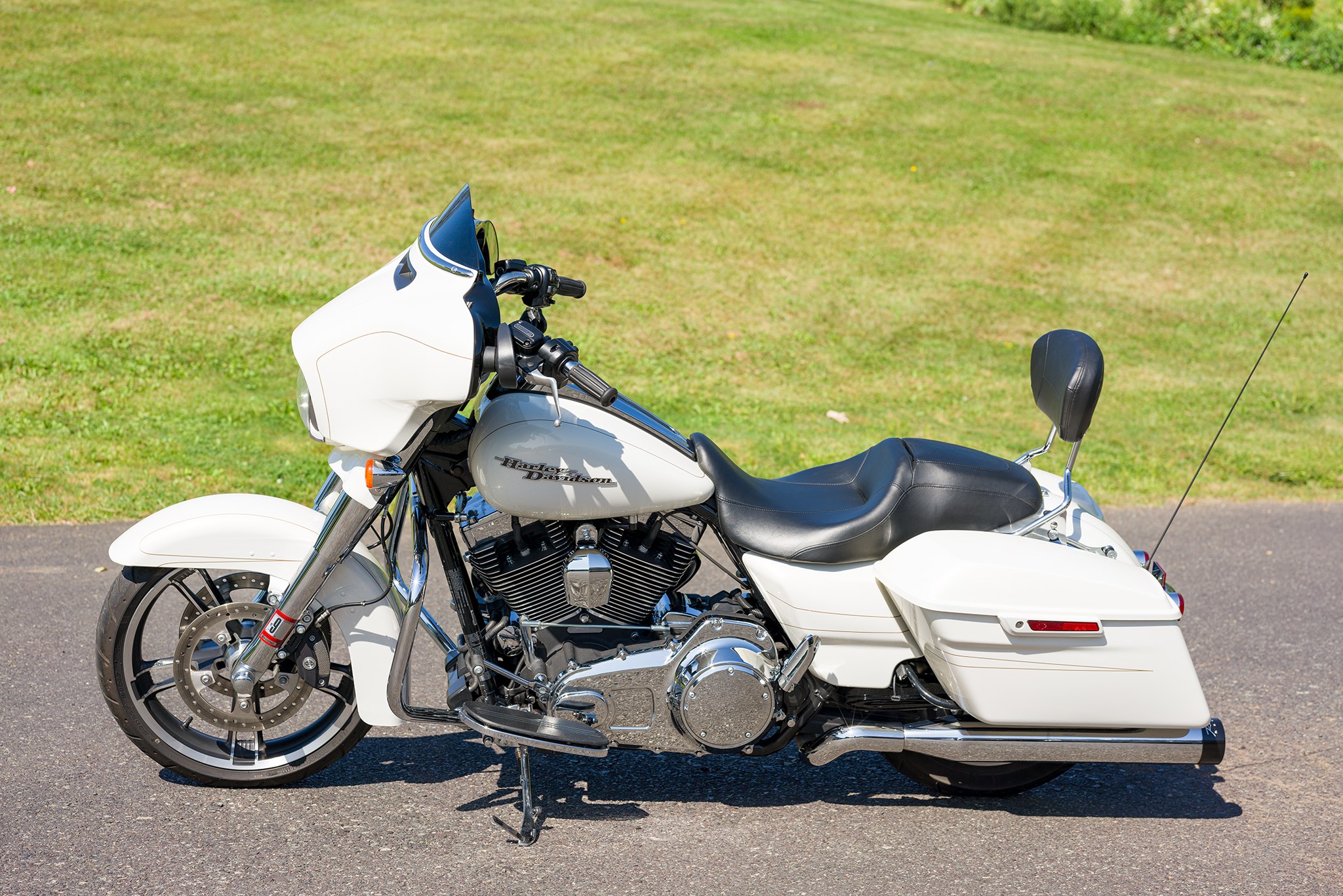 2014 HarleyDavidson® FLHXS Street Glide® Special (Morocco Gold Pearl